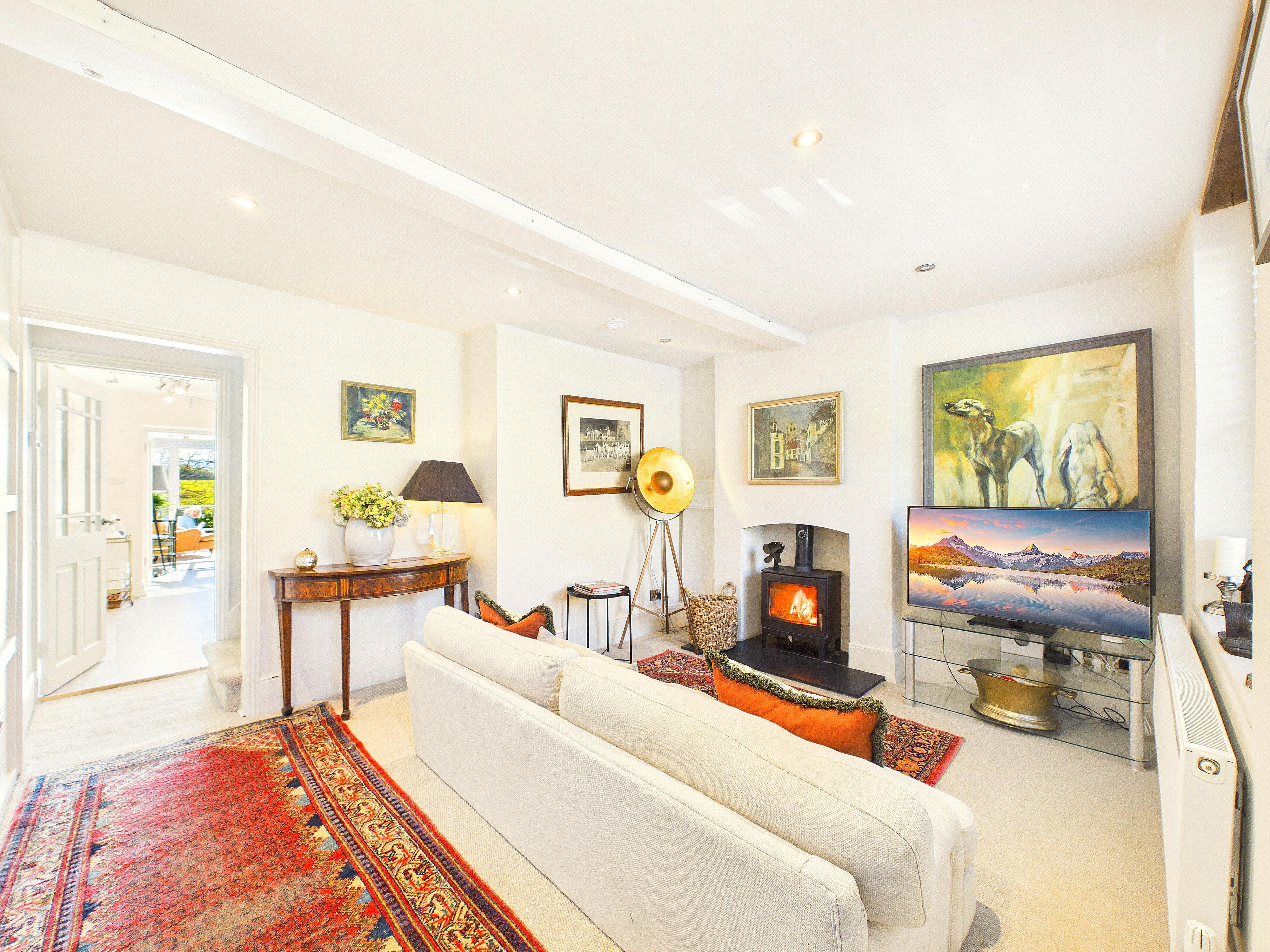 House for rent for £3,500 per month in Winchcombe, Cheltenham Road