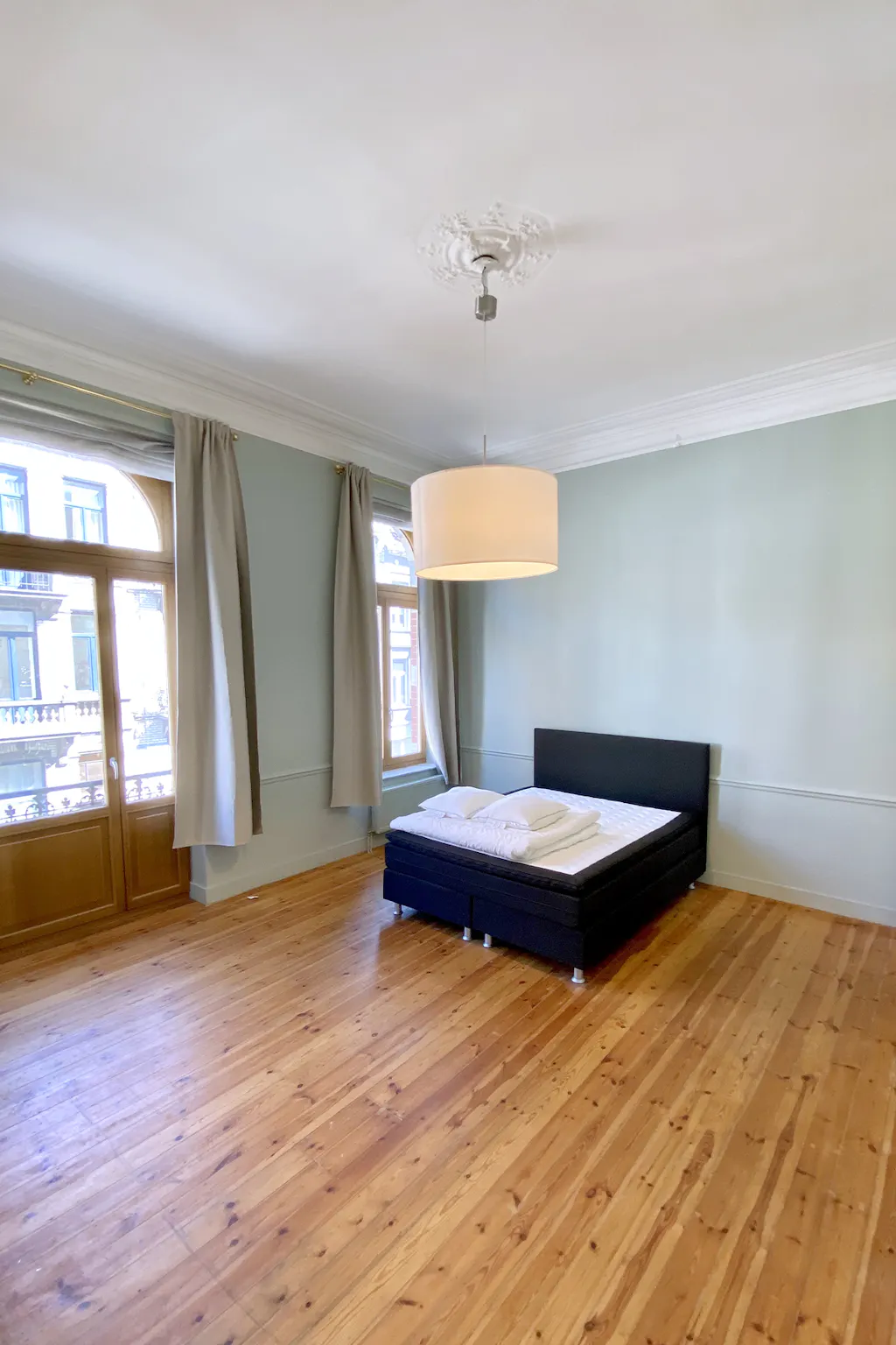 Rue de Gravelines, Brussels preview