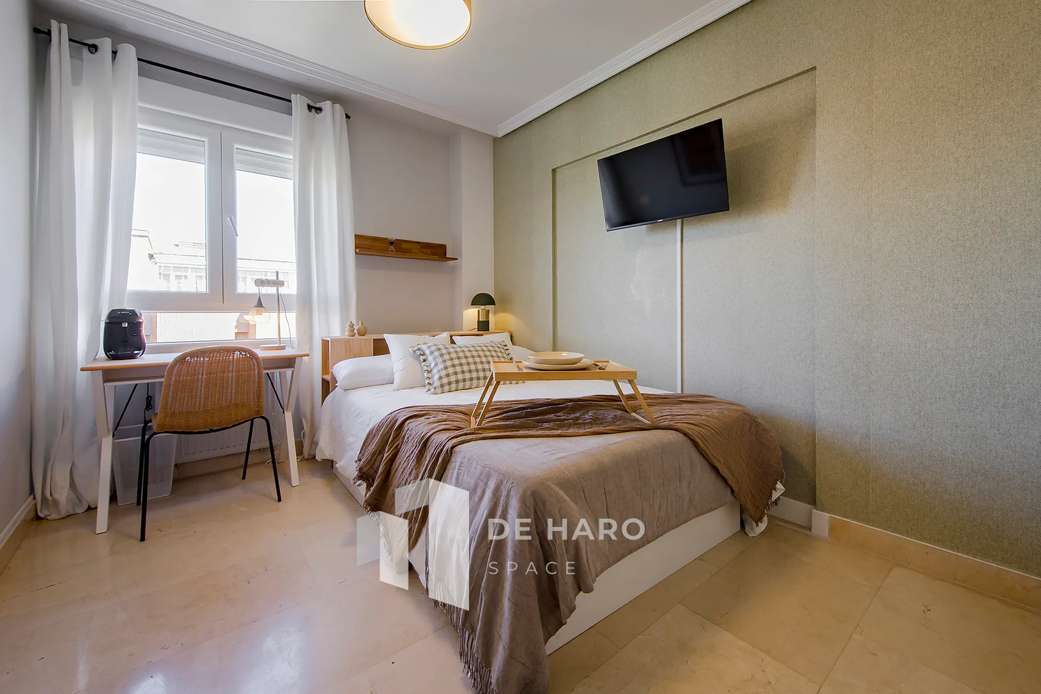 Calle de el Algabeño, Madrid preview