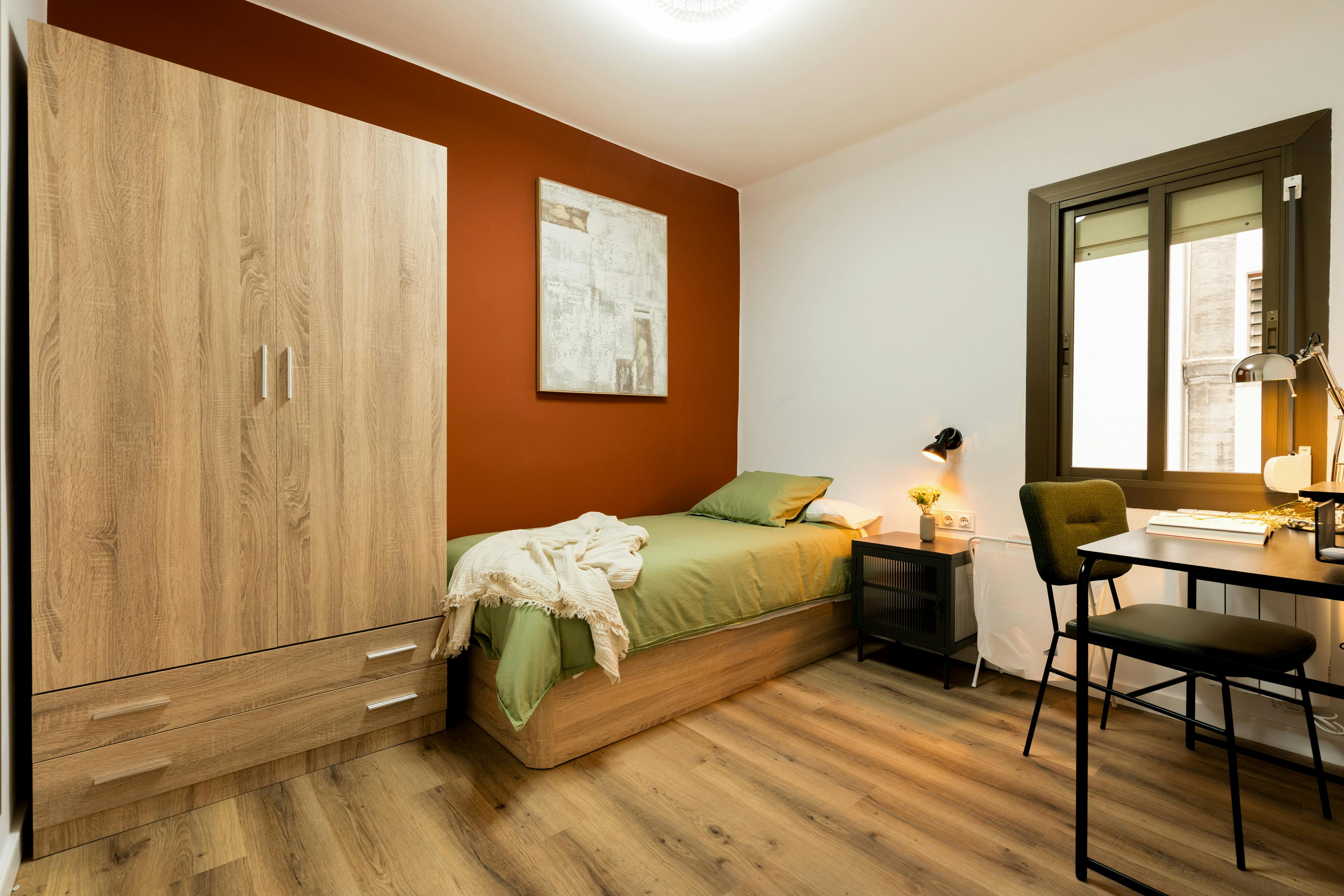 Habitación privada en alquiler por 525 € al mes en Sabadell, Carrer de Sardà