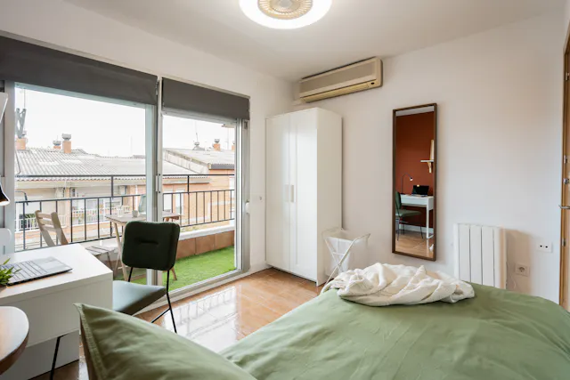 Private room in Carrer d'Ovidi, Sabadell (1711104) room image 2