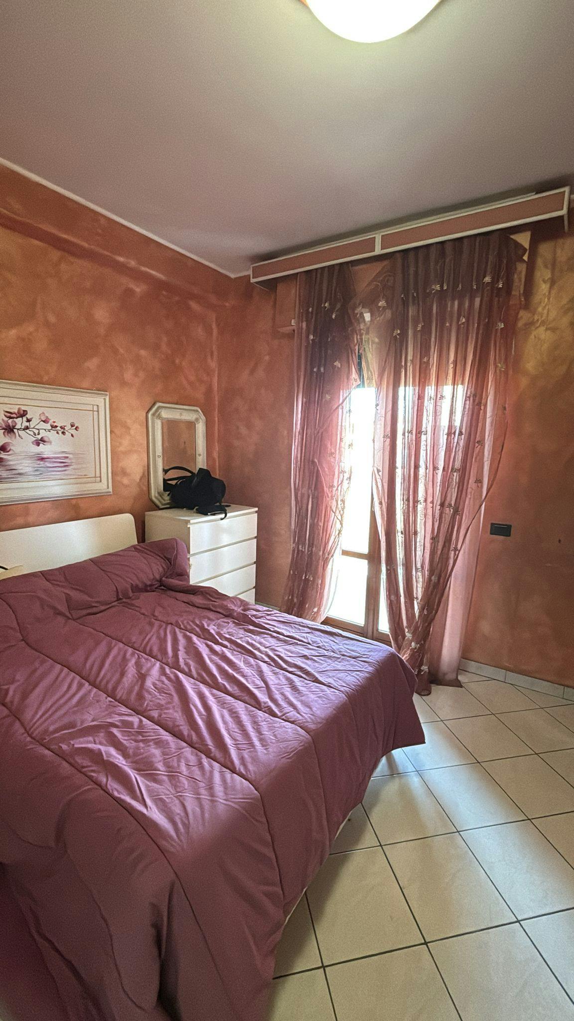Via Efeso, Rome preview
