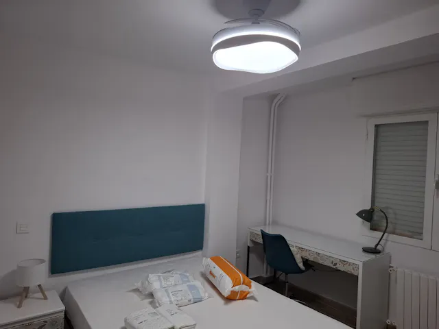Private room in Calle de Sevilla, Zaragoza (1711257) room image 2
