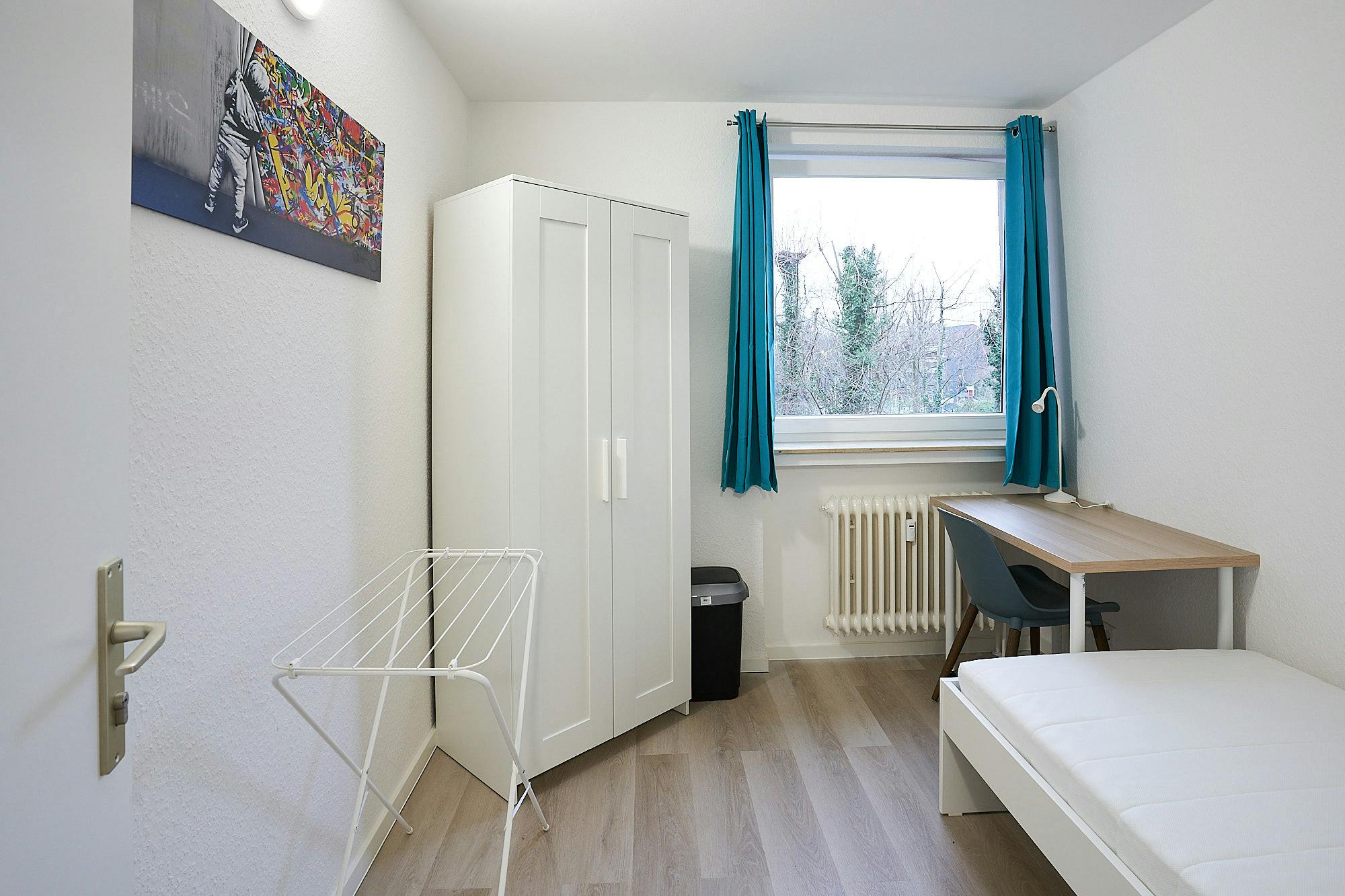 Private room in Kölner Landstraße, Düsseldorf (1711264) room image 1