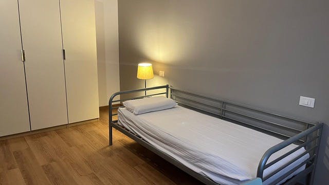 Private room for rent for €470 per month in Forlì, Via Gaetano Donizetti