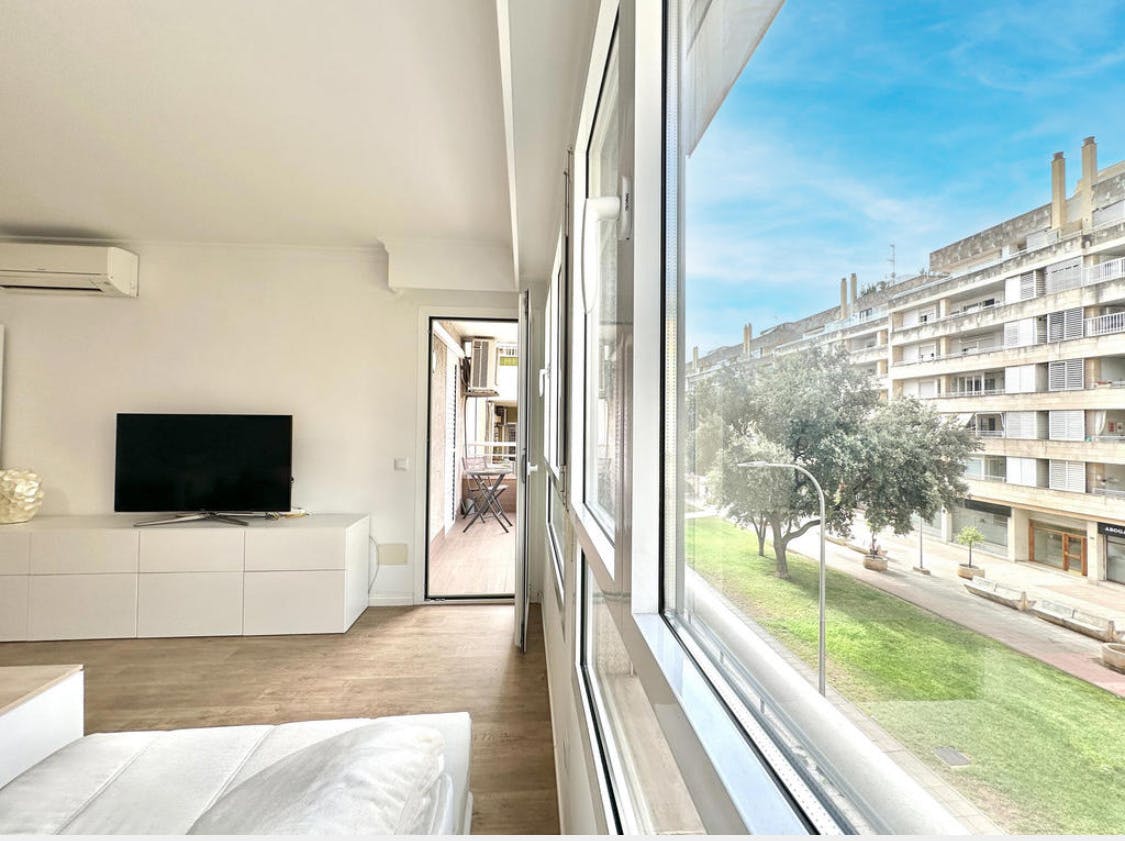 Apartment for rent for €3,990 per month in Palma, Carrer de la Indústria