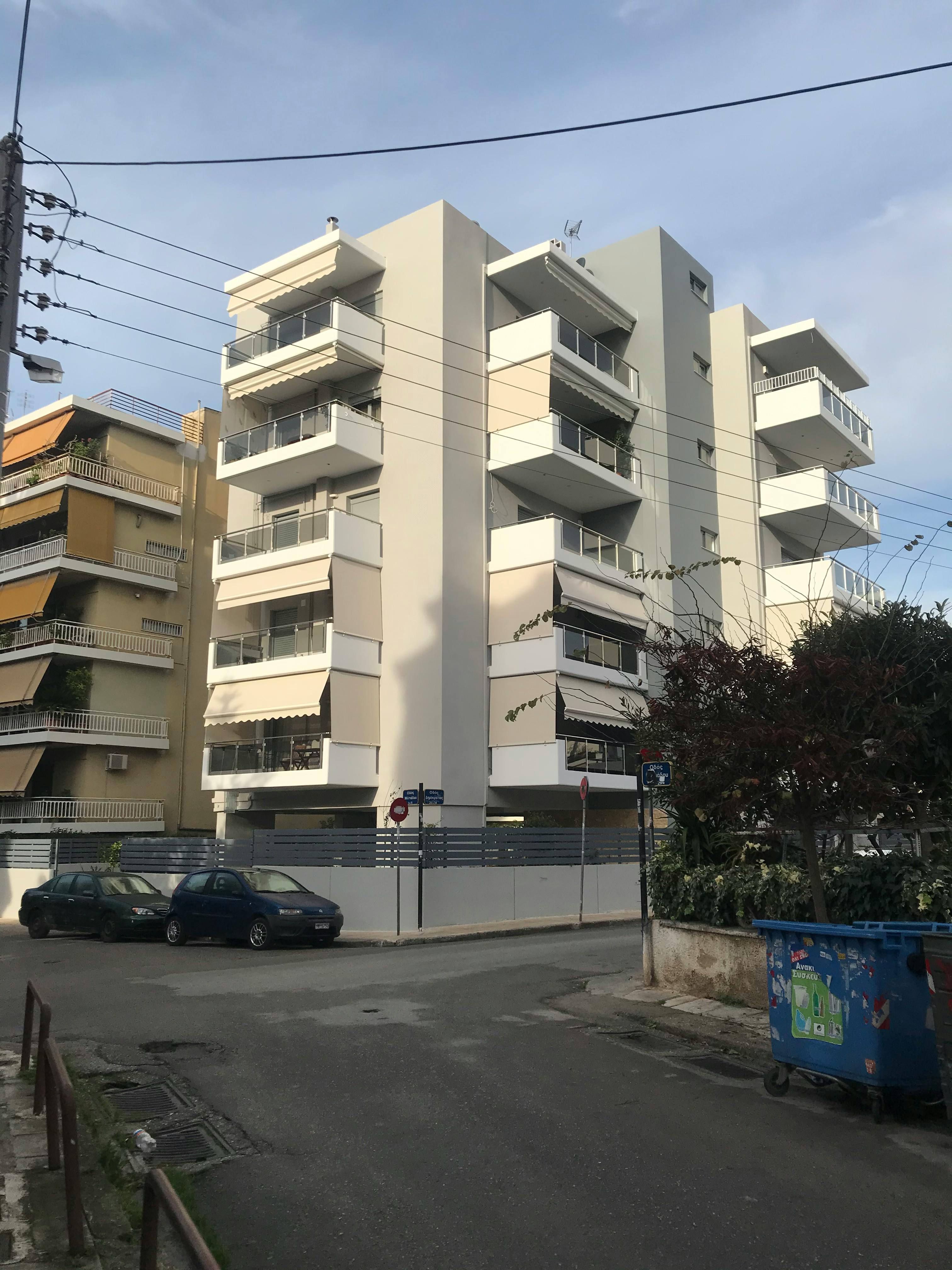 Dimokratias, Paleo Faliro preview