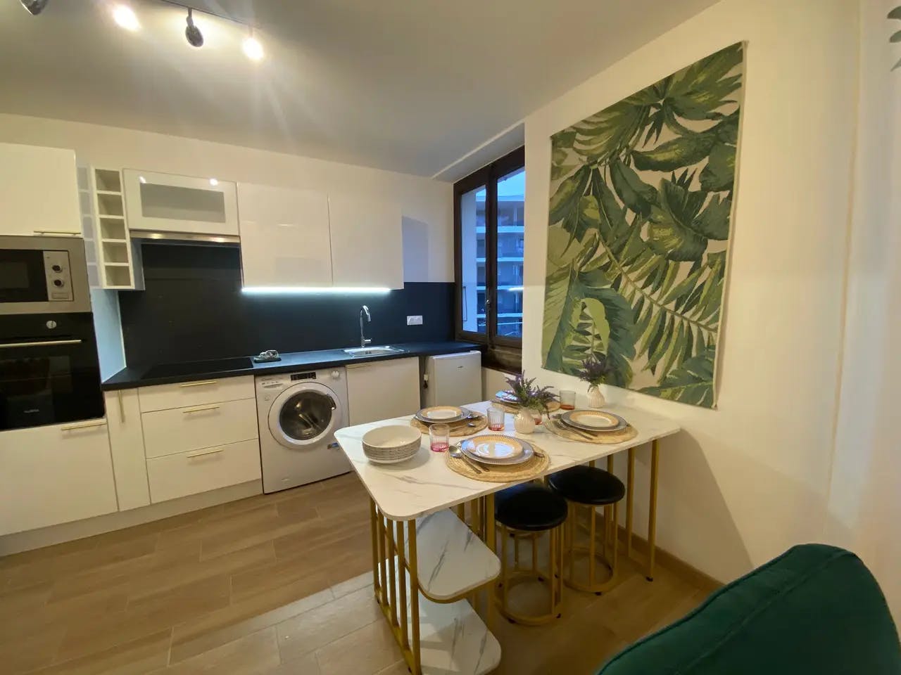 preview gallery tile