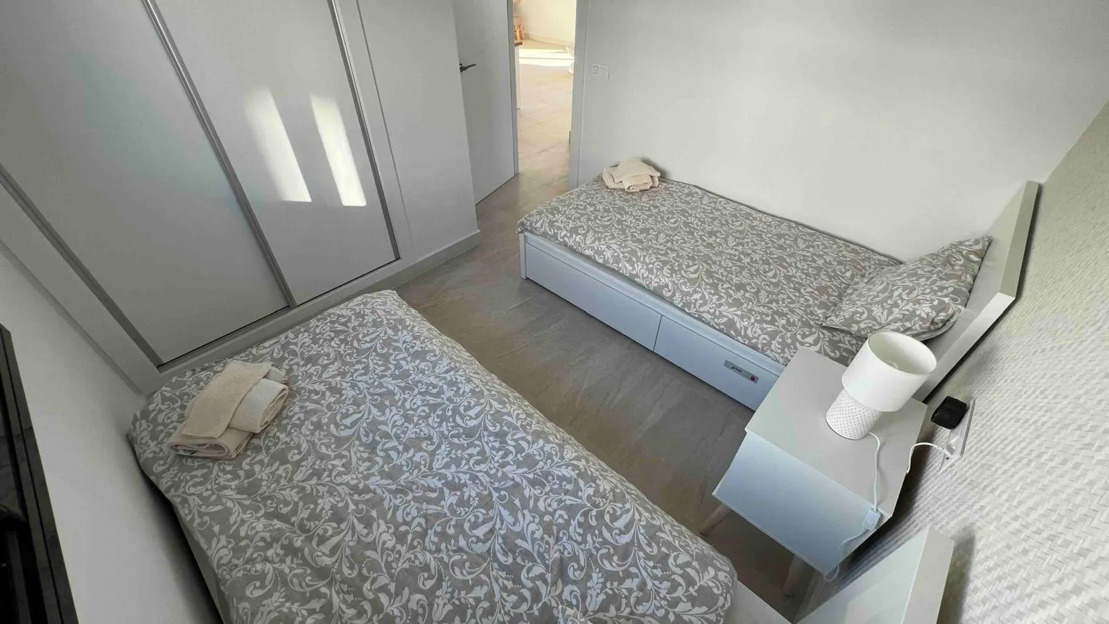 2-Bedroom Apartment in Calle Calpe, Alicante 4