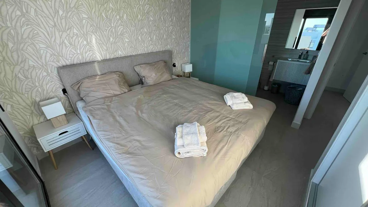 2-Bedroom Apartment in Calle Calpe, Alicante