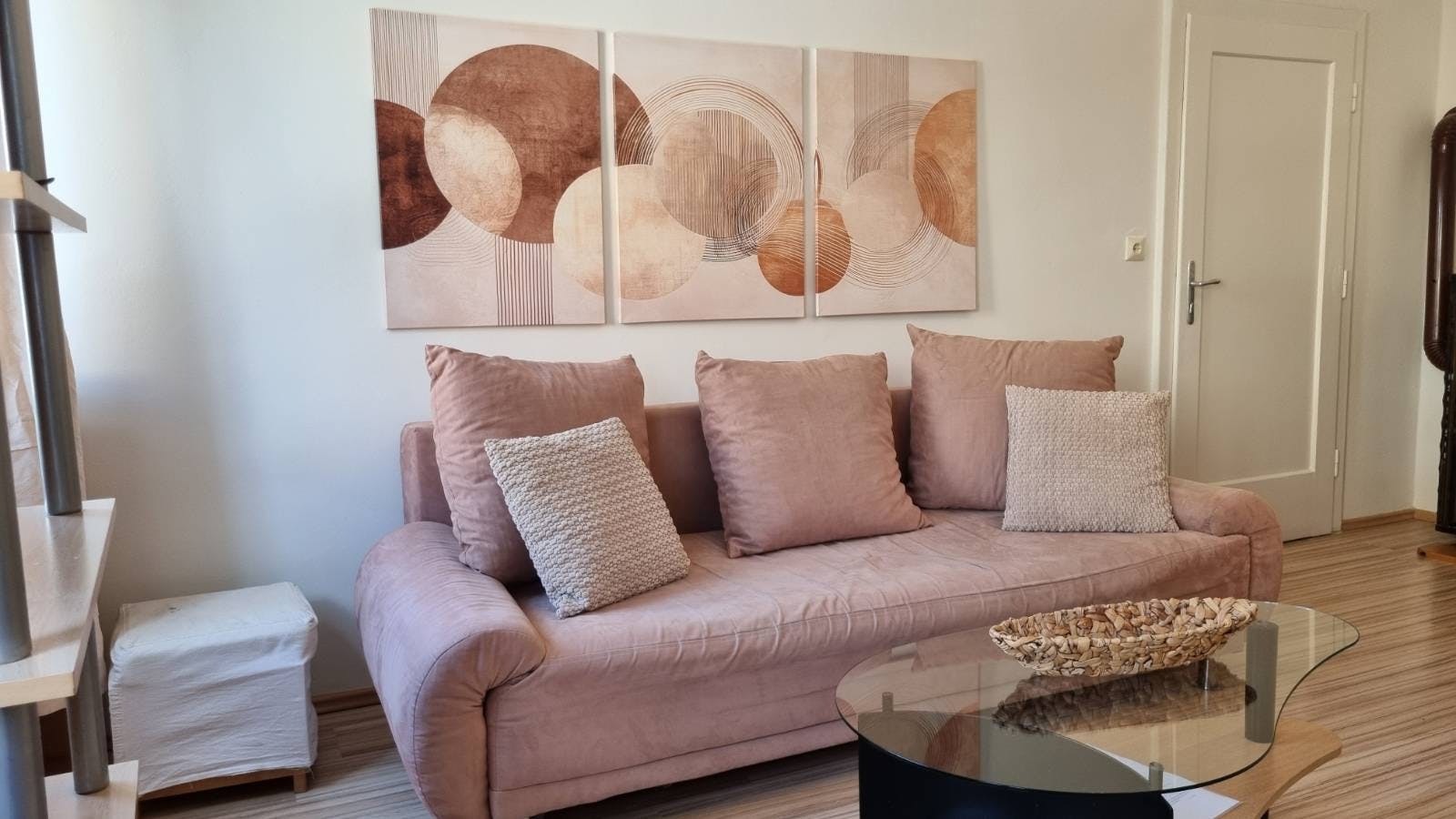 Appartement te huur voor € 1.190 per maand in Vienna, Vorgartenstraße