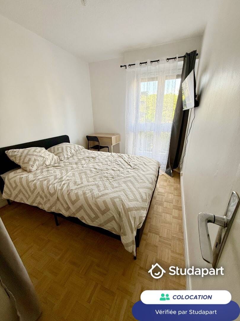 Private room for rent on Rue Pierre et Marie Curie, Ivry-sur-Seine - Ansicht 6