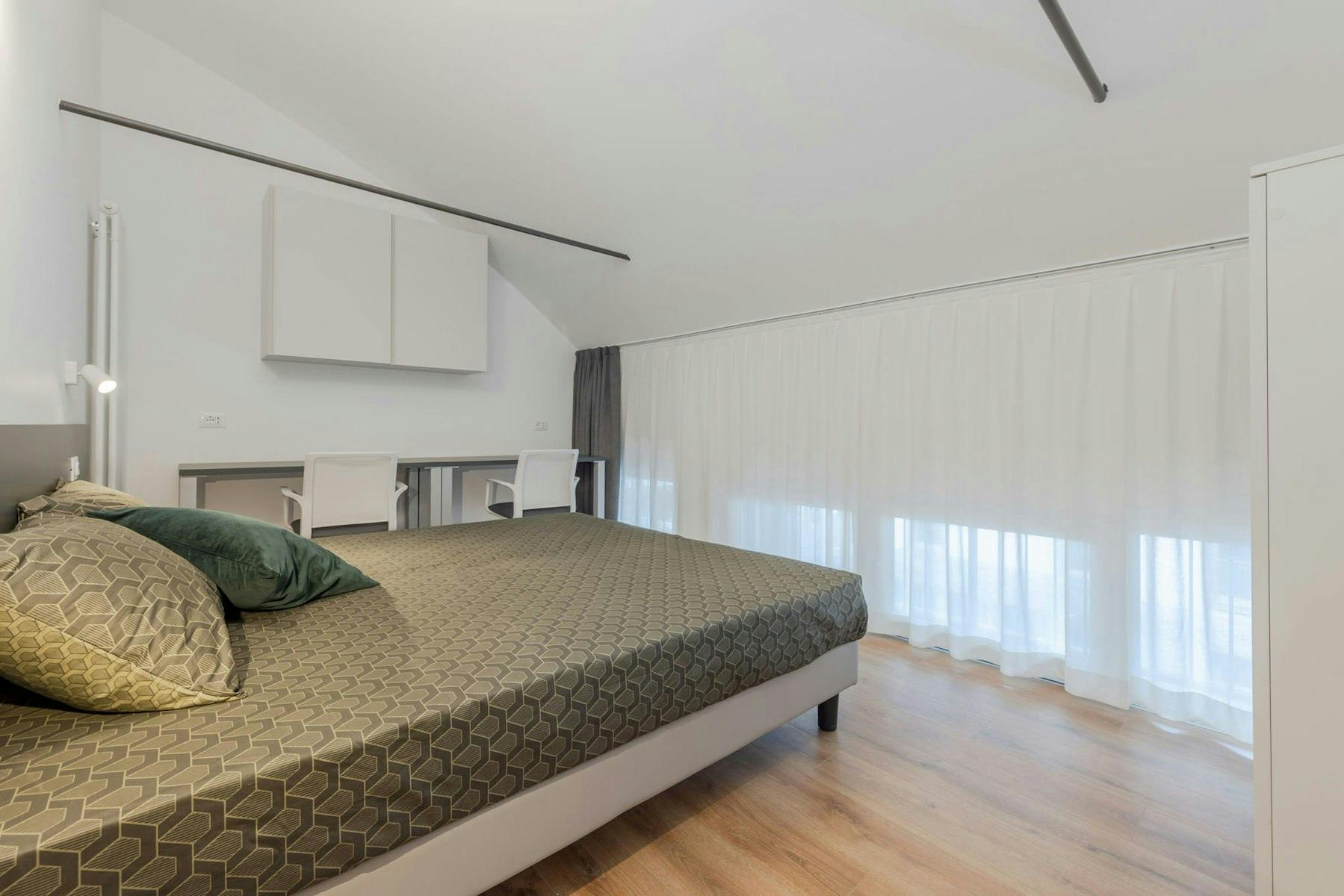 Shared room for rent for €280 per month in Trento, Via della Malvasia