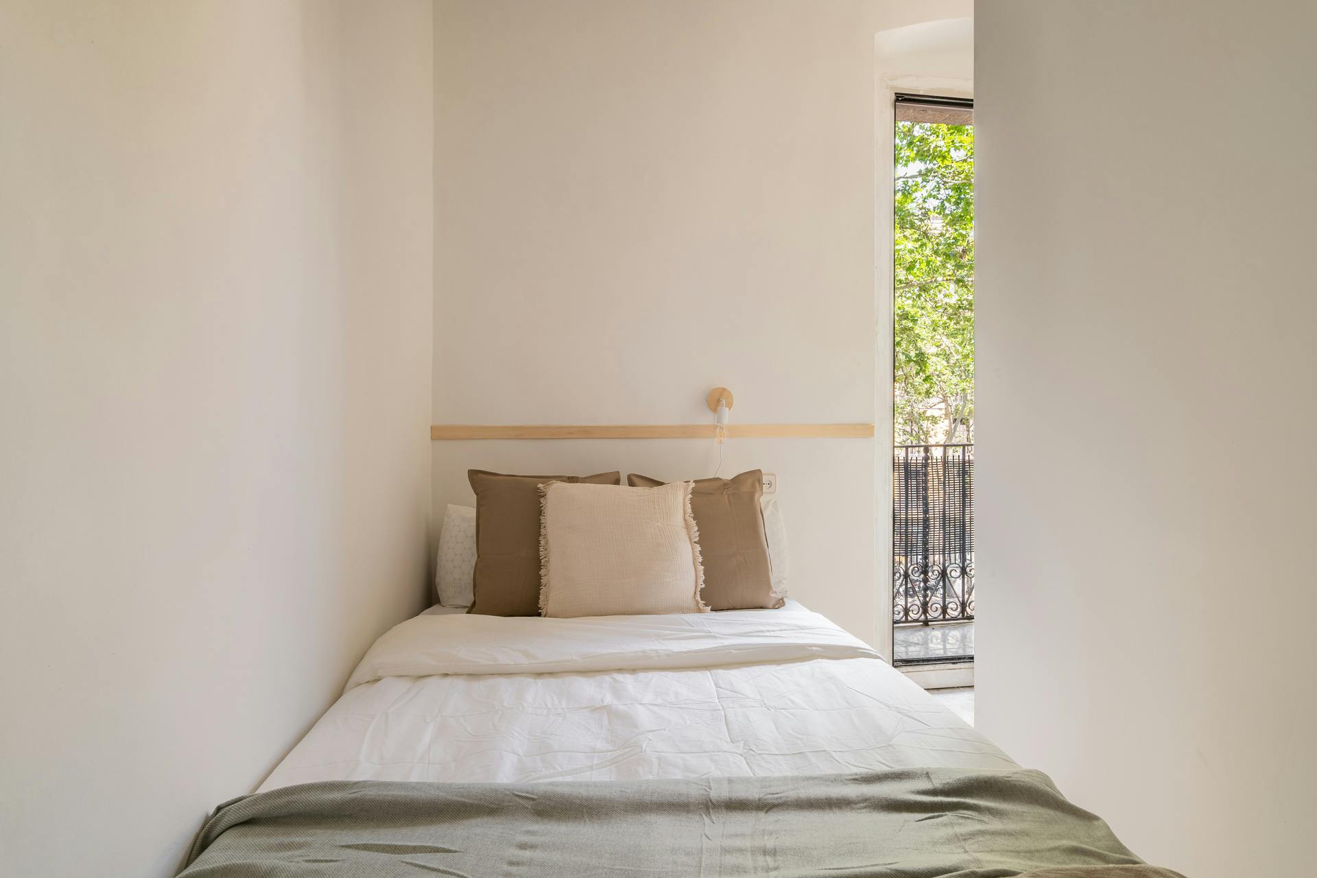 Private room for rent for €630 per month in Barcelona, La Rambla