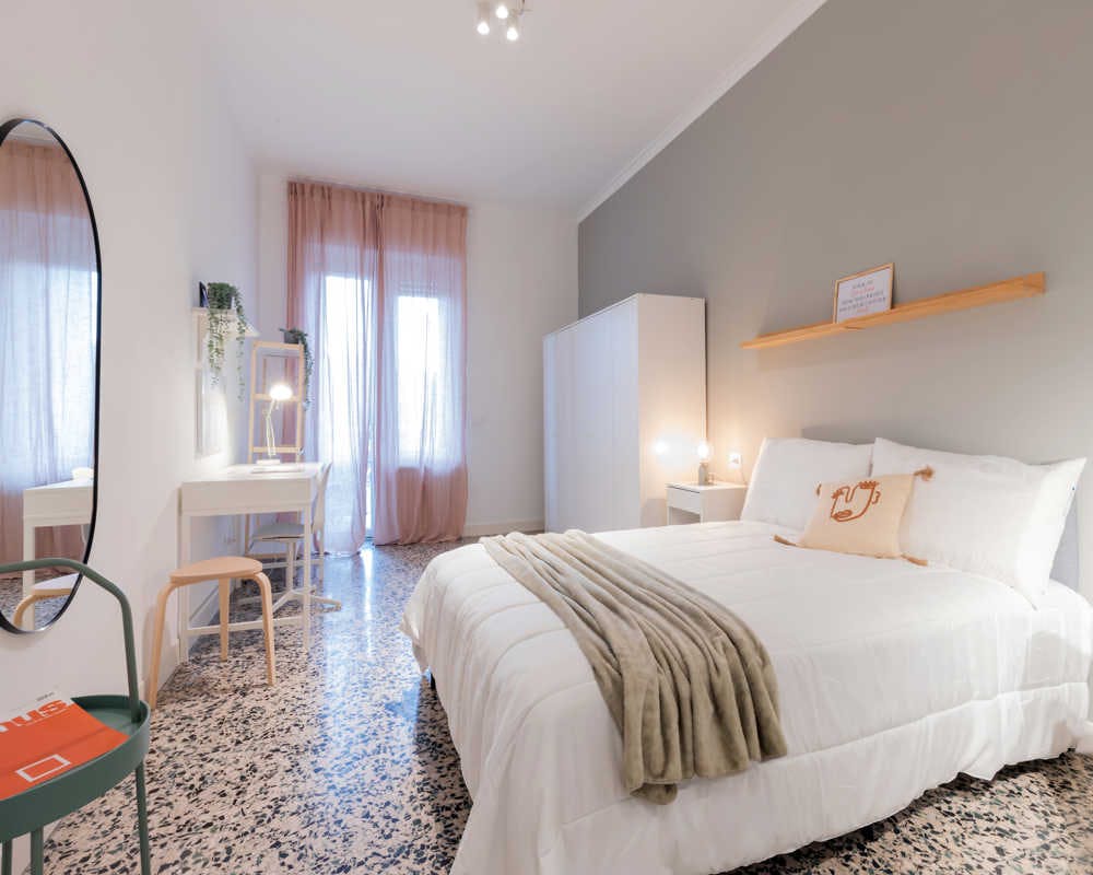 Private room for rent for €620 per month in Turin, Piazza Carducci