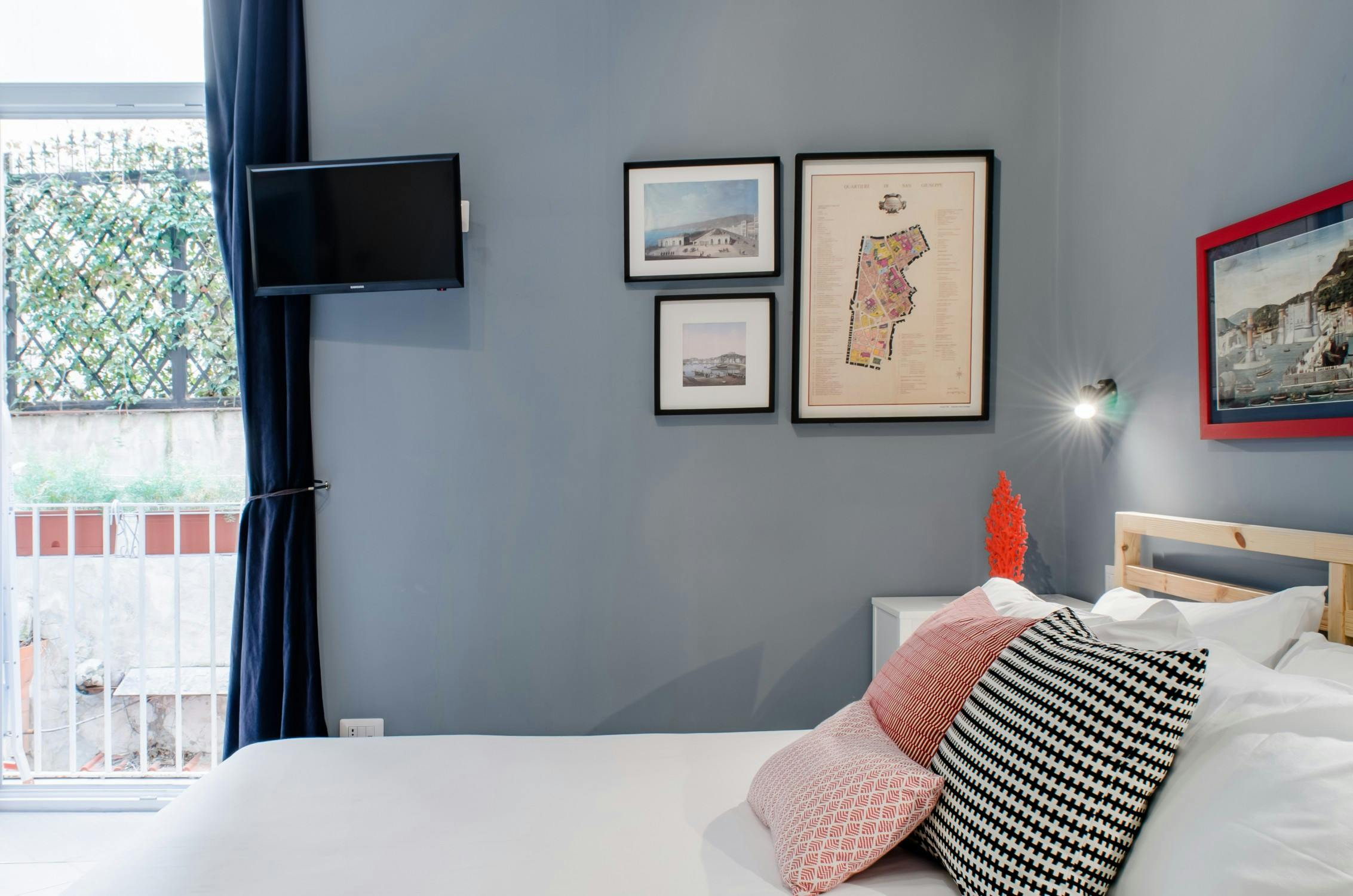 preview gallery tile