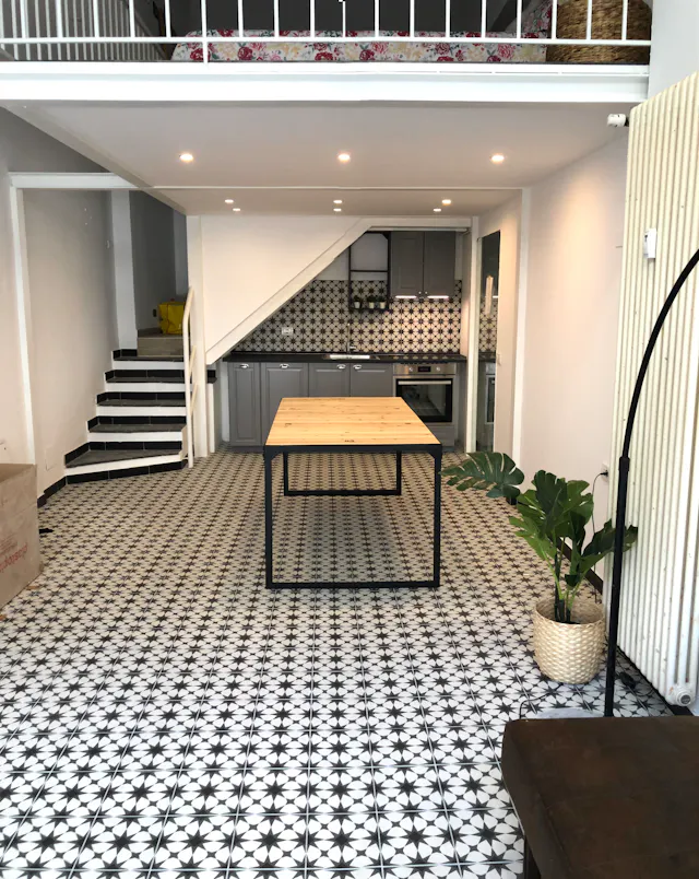 2-Bedroom Apartment in Via Giovita Scalvini, Milan (1711943) room image 1