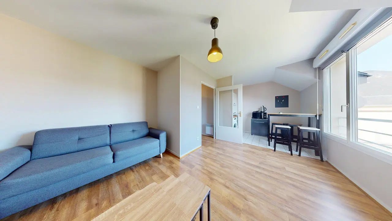 Apartment in Rue de Létanduère, Angers (1712000) ROOM