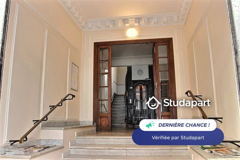 Apartment for rent on Boulevard du Président Wilson, Antibes