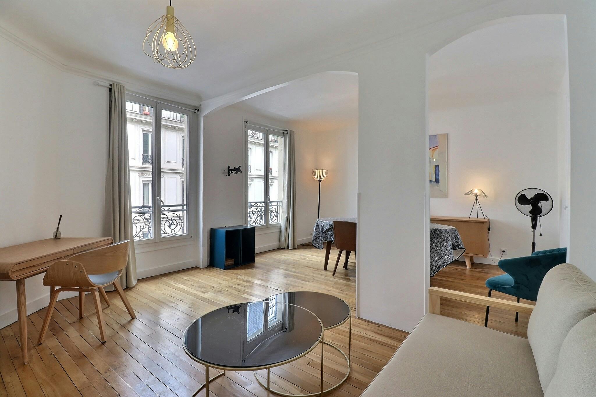 Rue Guy Môquet, Paris preview