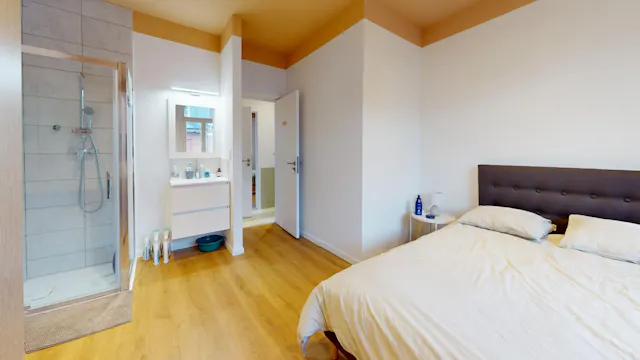 Private room in Rue Alfred Giron, Ixelles (1712145) room image 1