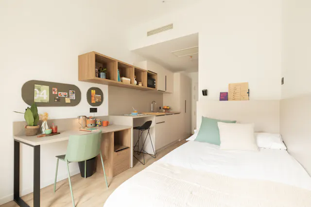 Private room in Calle del Sadar, Pamplona (1712199) room image 2