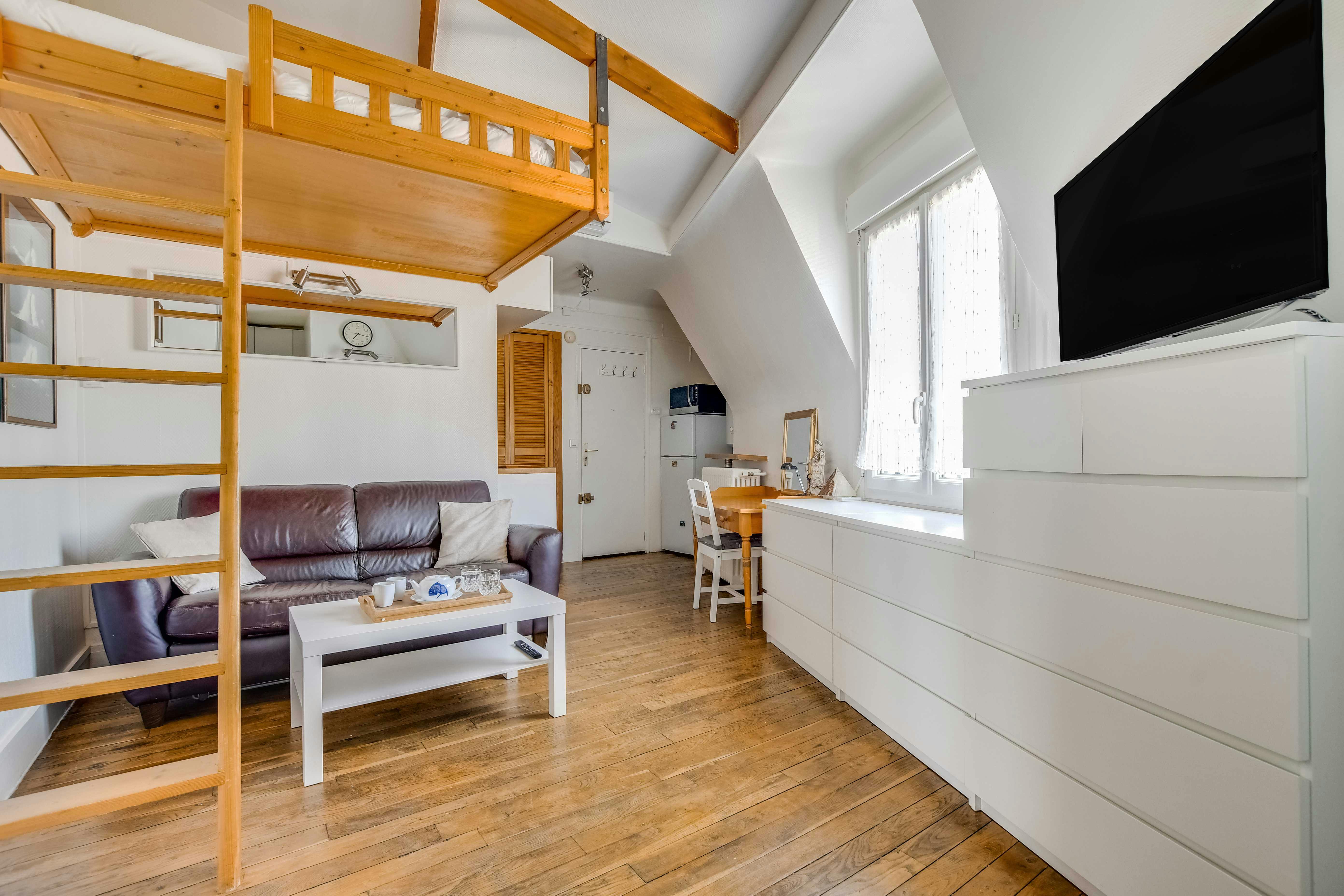 Estudio  en alquiler por 1425 € al mes en Paris, Rue de la Vistule