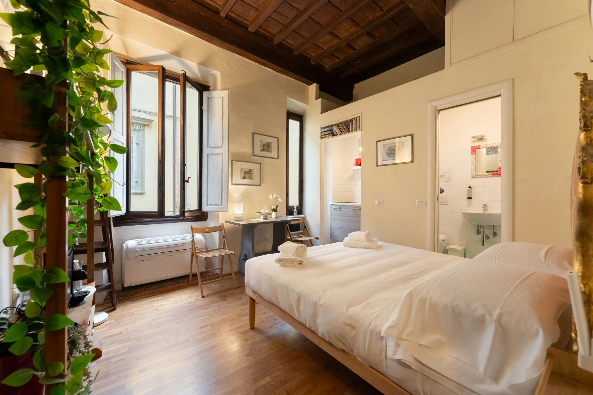 Via Benedetta, Florence preview