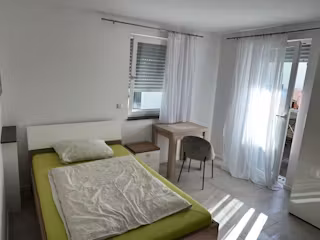 Gerauer Straße, Kelsterbach 1-Kelsterbach-ROOM-1
