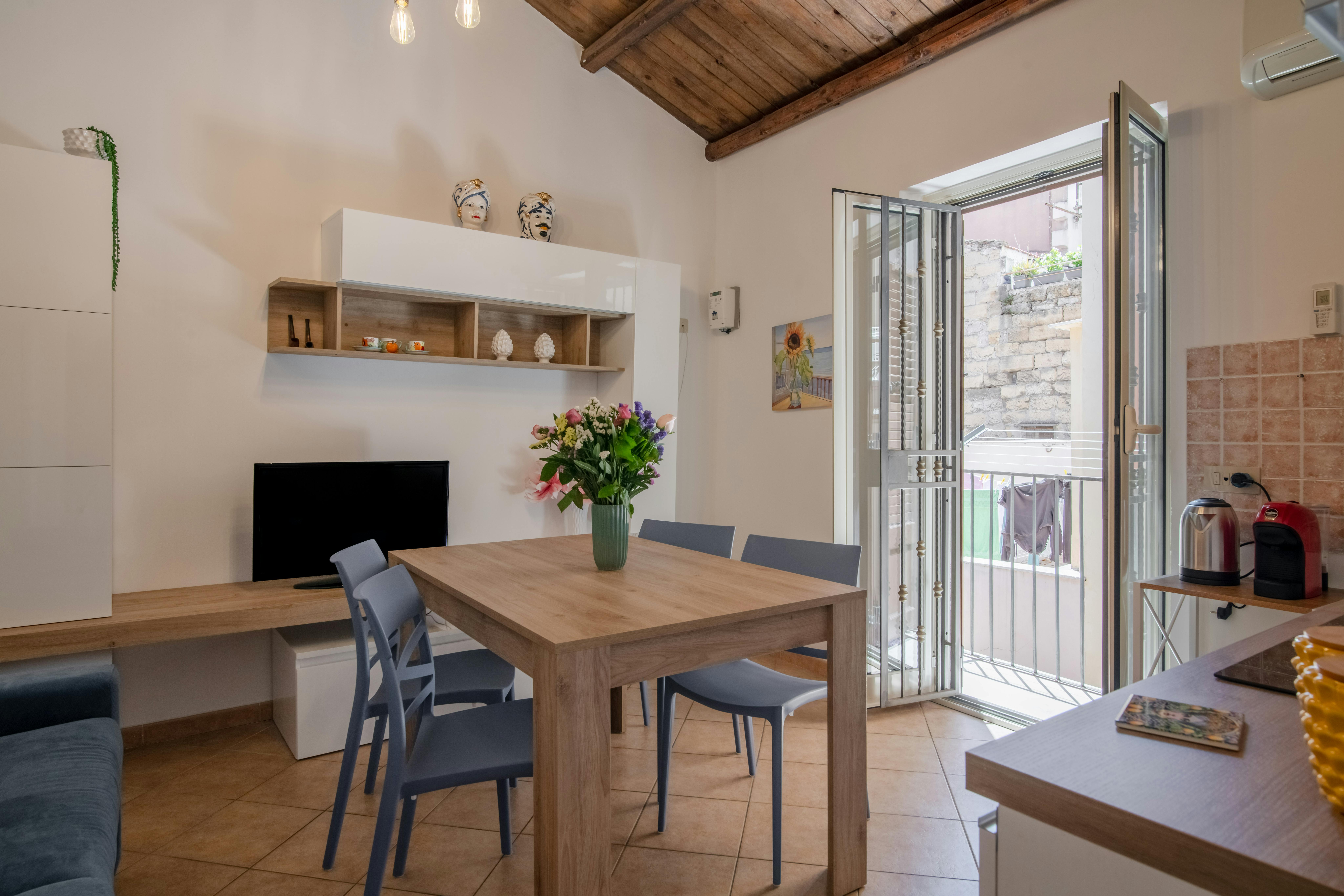 Appartamento in affitto a 800 € al mese a Palermo, Vicolo Cappellieri