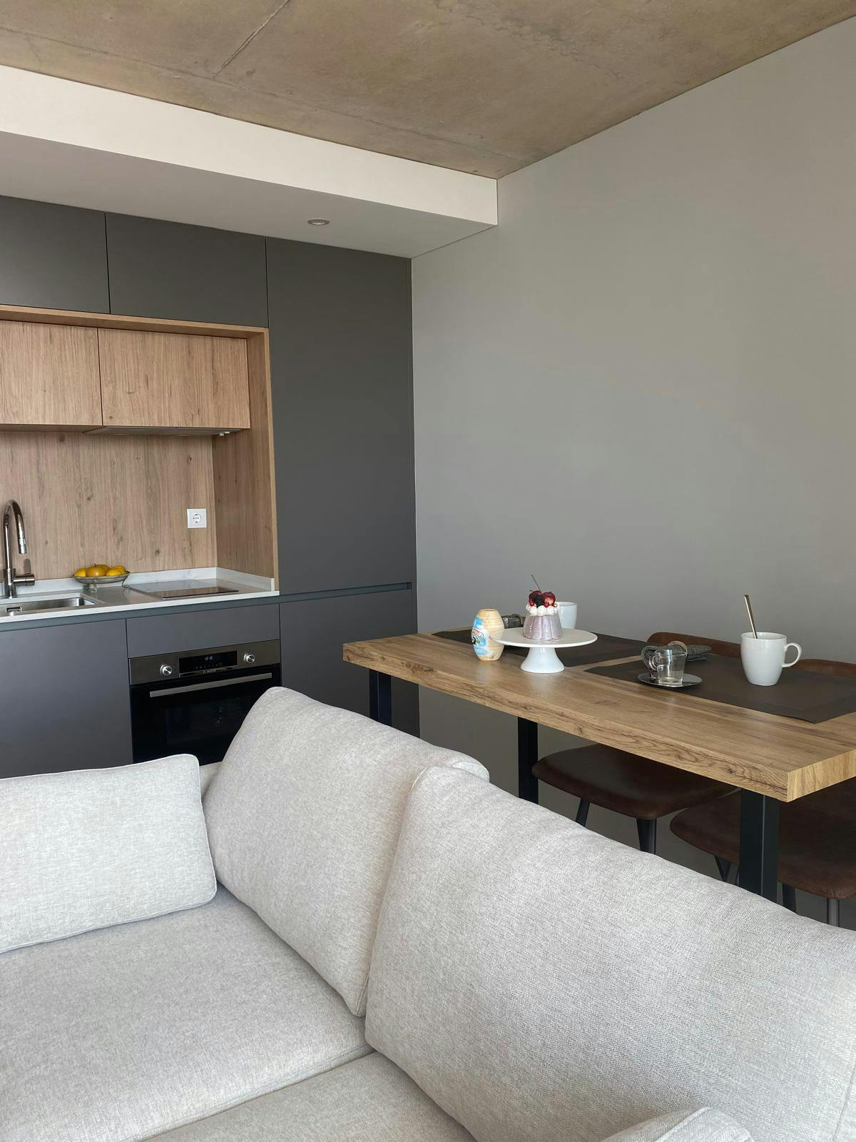 Monolocale in affitto a 975 € al mese a Aveiro, Avenida Vasco Branco