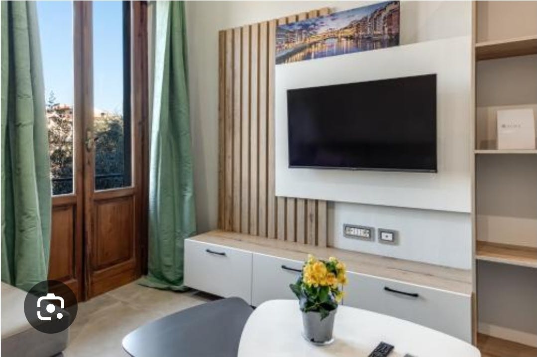 Apartment for rent for €2,500 per month in Florence, Viale Donato Giannotti