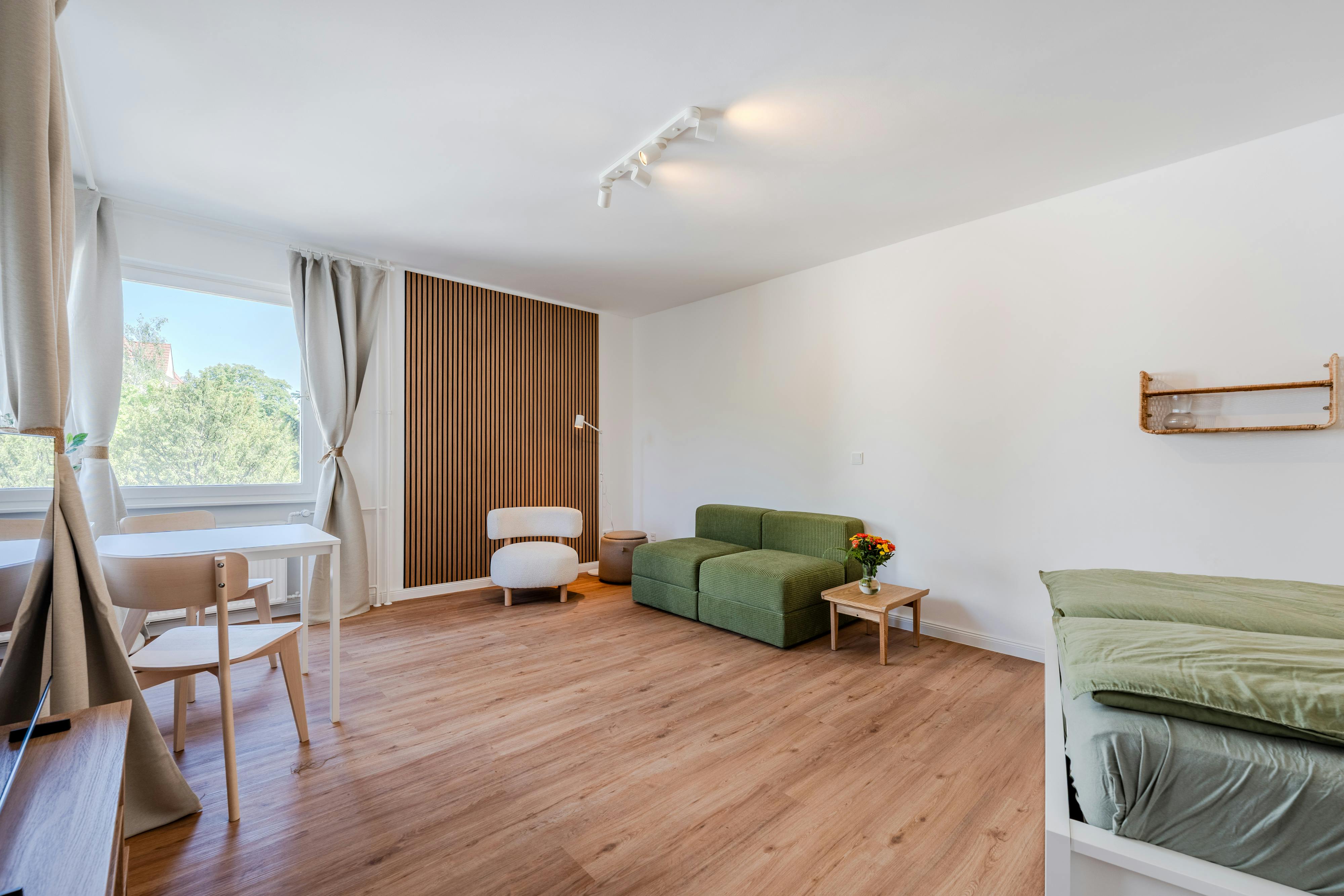 Apartment for rent for €1,100 per month in Berlin, Albrechtstraße
