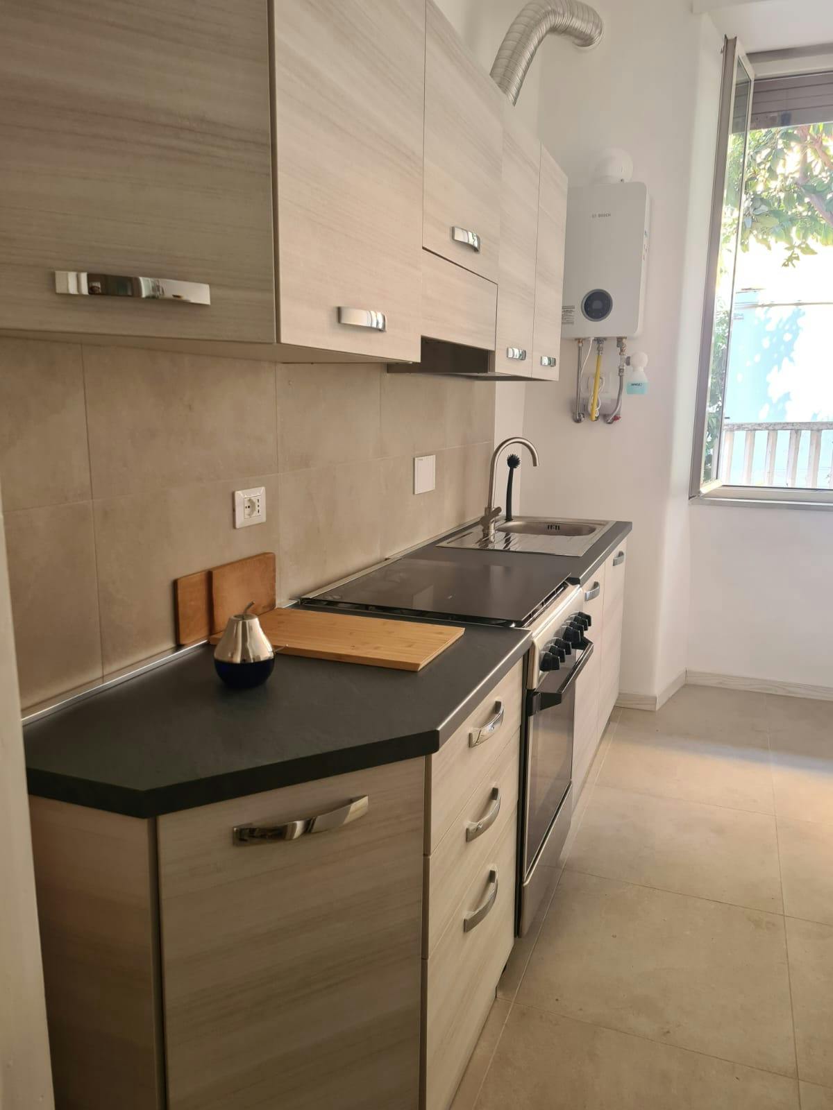 1-Bedroom Apartment in Via Enna, Rome (1712379) ROOM 2