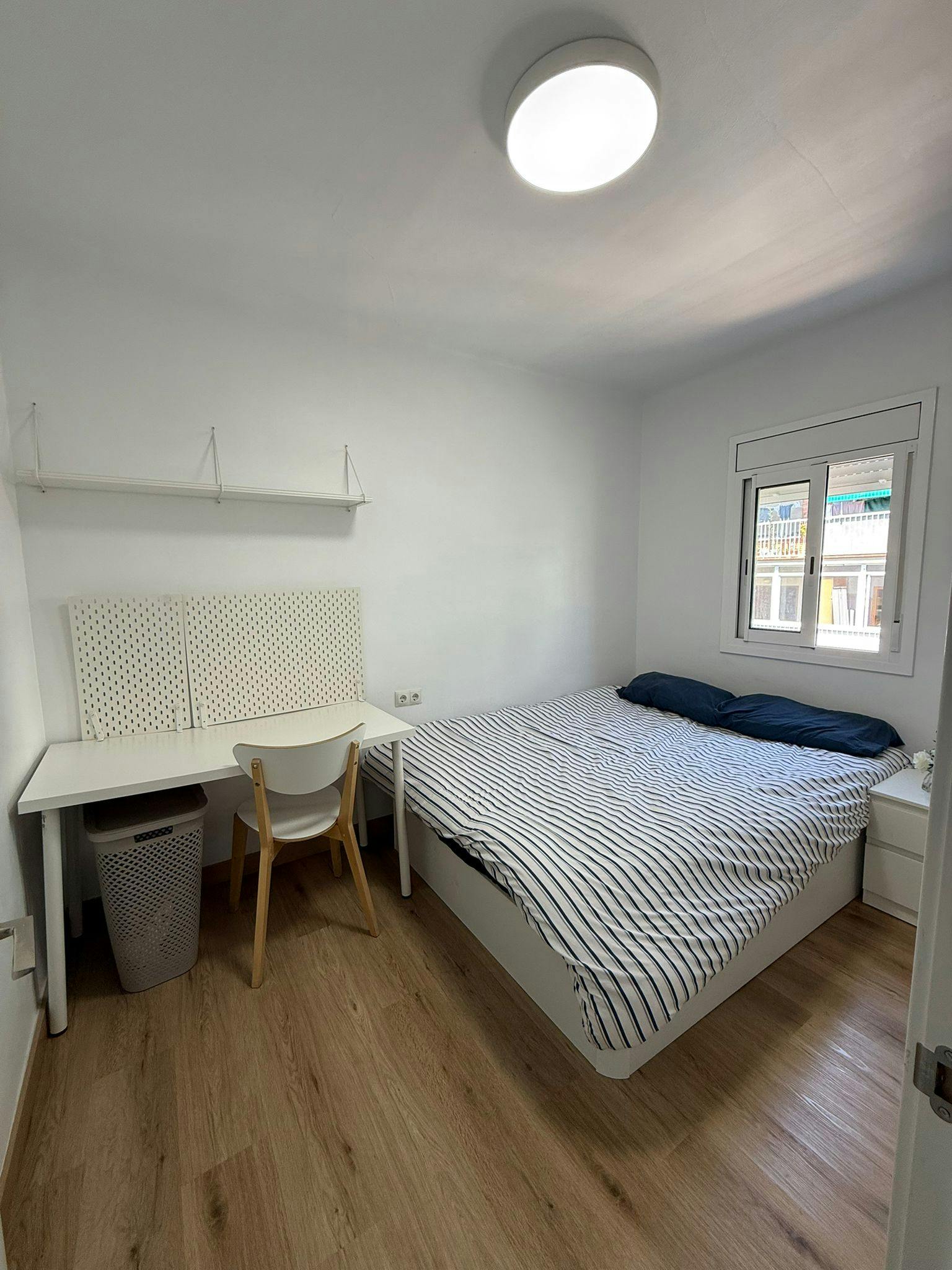 Private room in Carrer del Maresme, Barcelona (1712453) room image 1