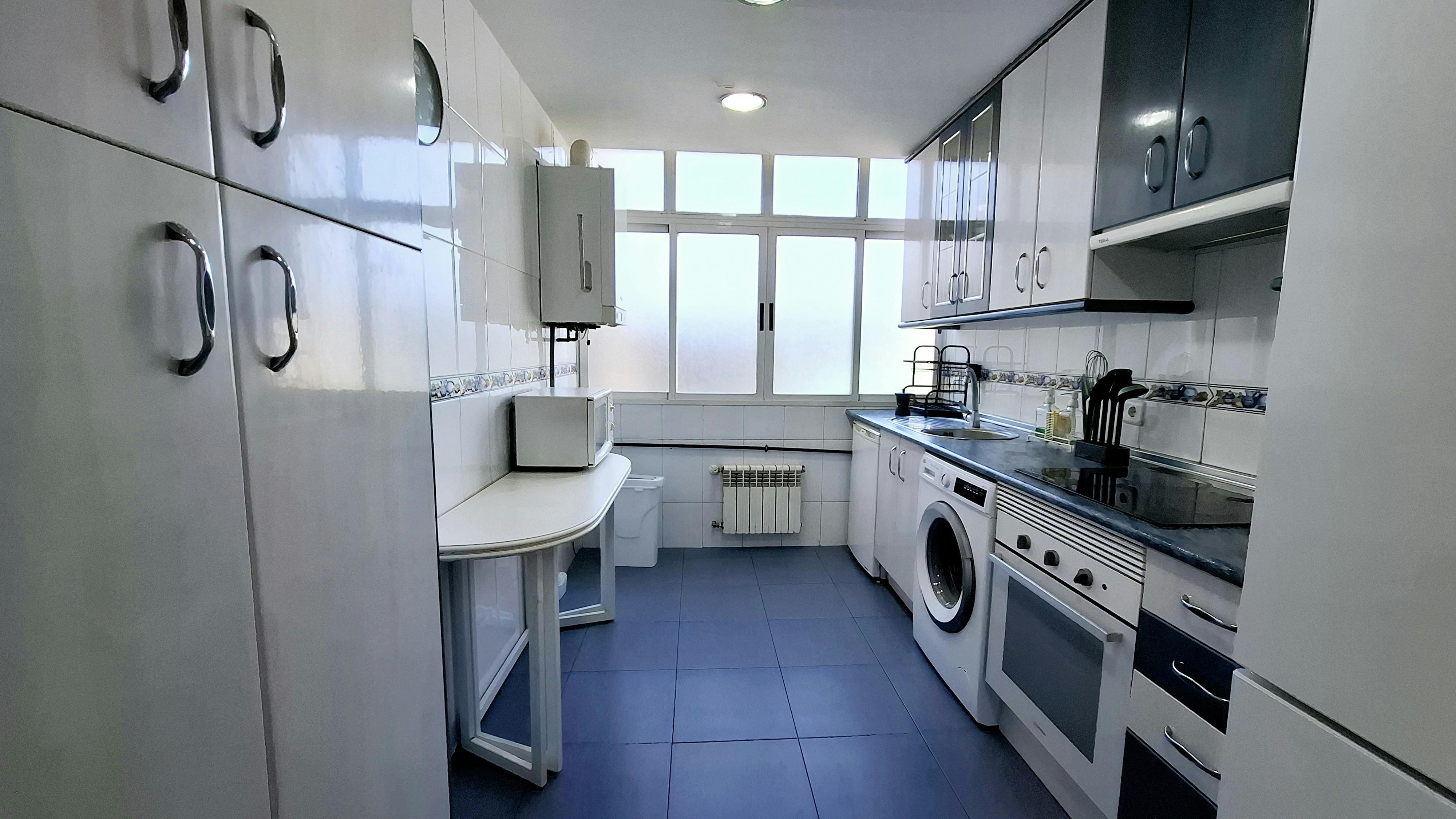 Отдельная комната сдается в аренду за 500 € в месяц в Leganés, Calle Panadés