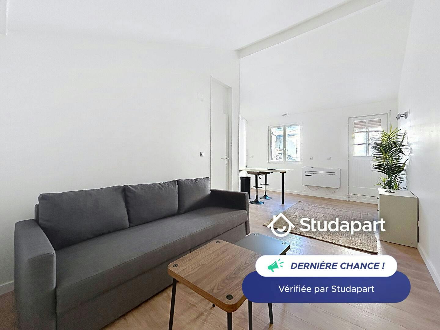 Appartamento in affitto a 500 € al mese a Reims, Rue de Louvois