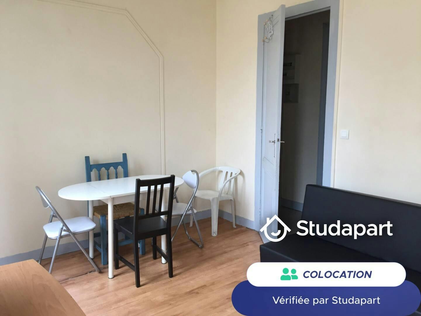 Private room for rent on Cours de l'Yser, Bordeaux - Vue 3