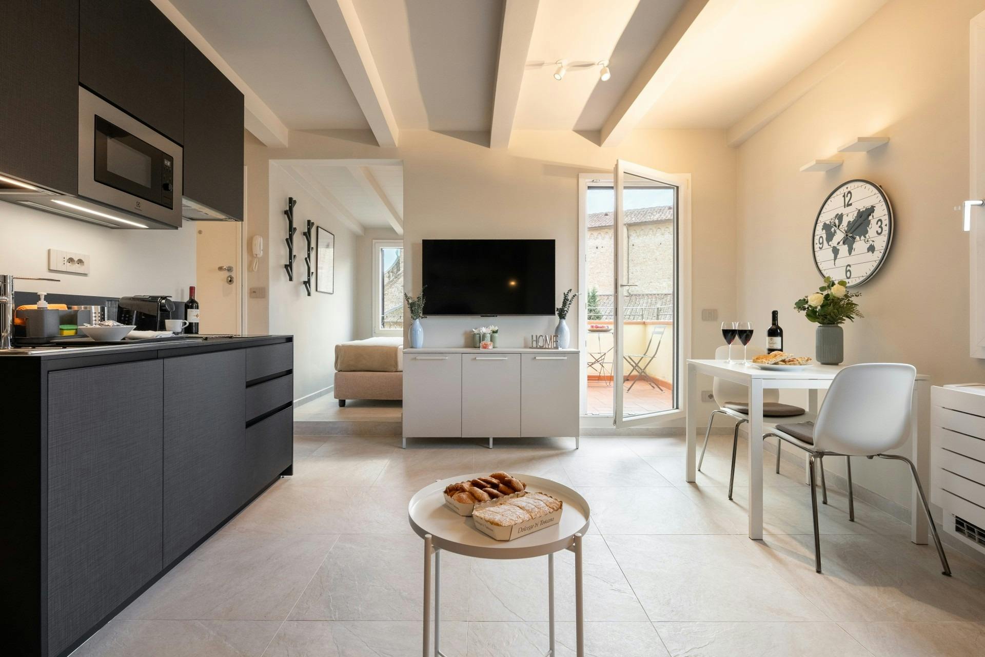 1-Bedroom Apartment in Via degli Avelli, Florence (1712654) ROOM 1
