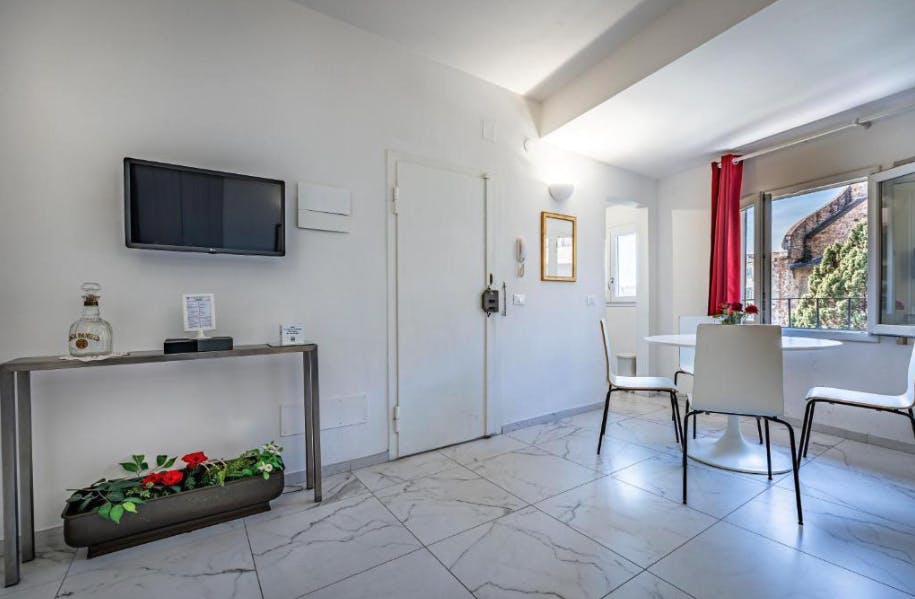 1-Bedroom Apartment in Via degli Avelli, Florence (1712657) room image 2