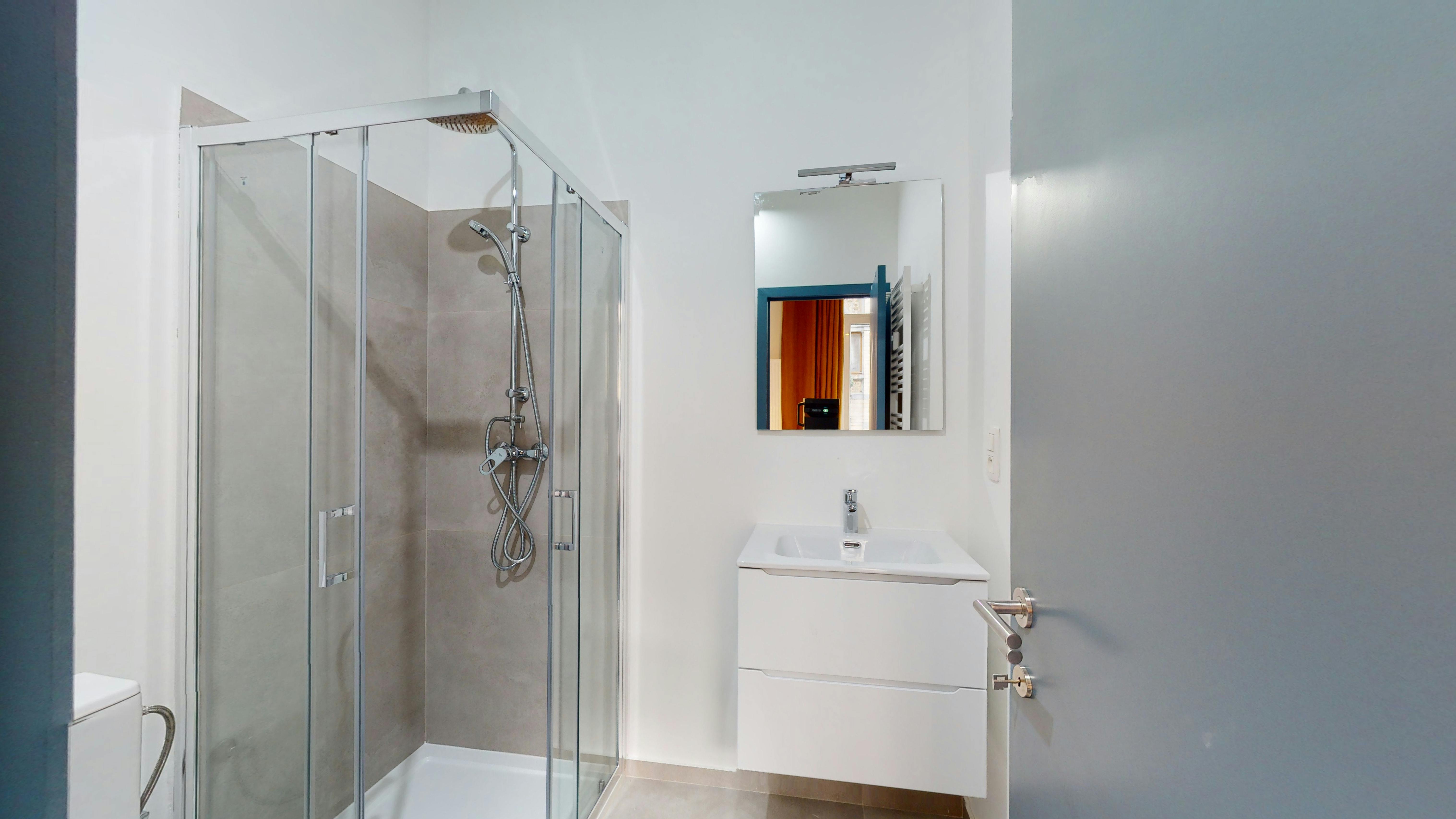 Private room in Rue du Vallon, Saint-Josse-ten-Noode (1712687) room image 2