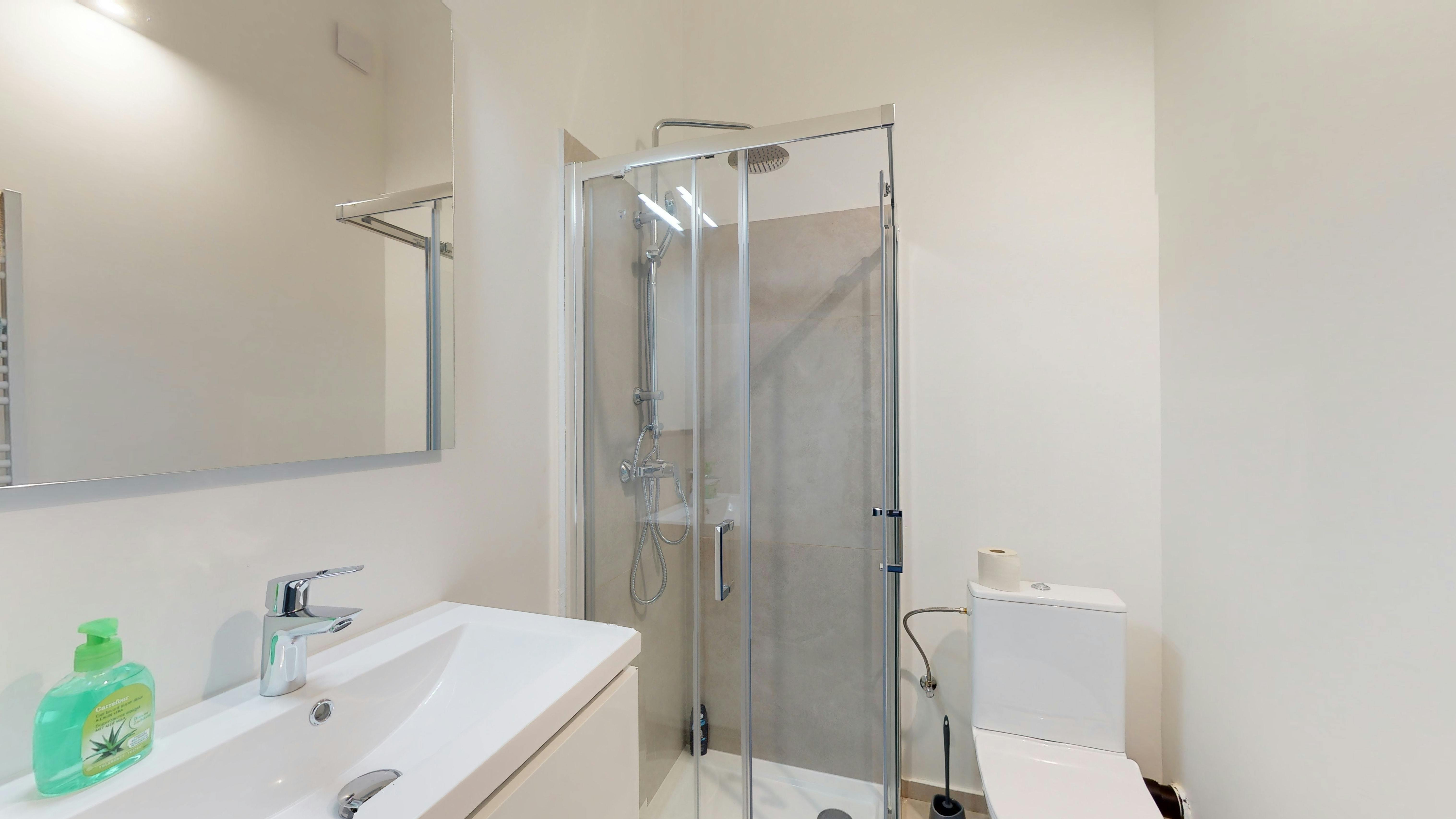 Private room in Rue du Vallon, Saint-Josse-ten-Noode (1712692) room image 2