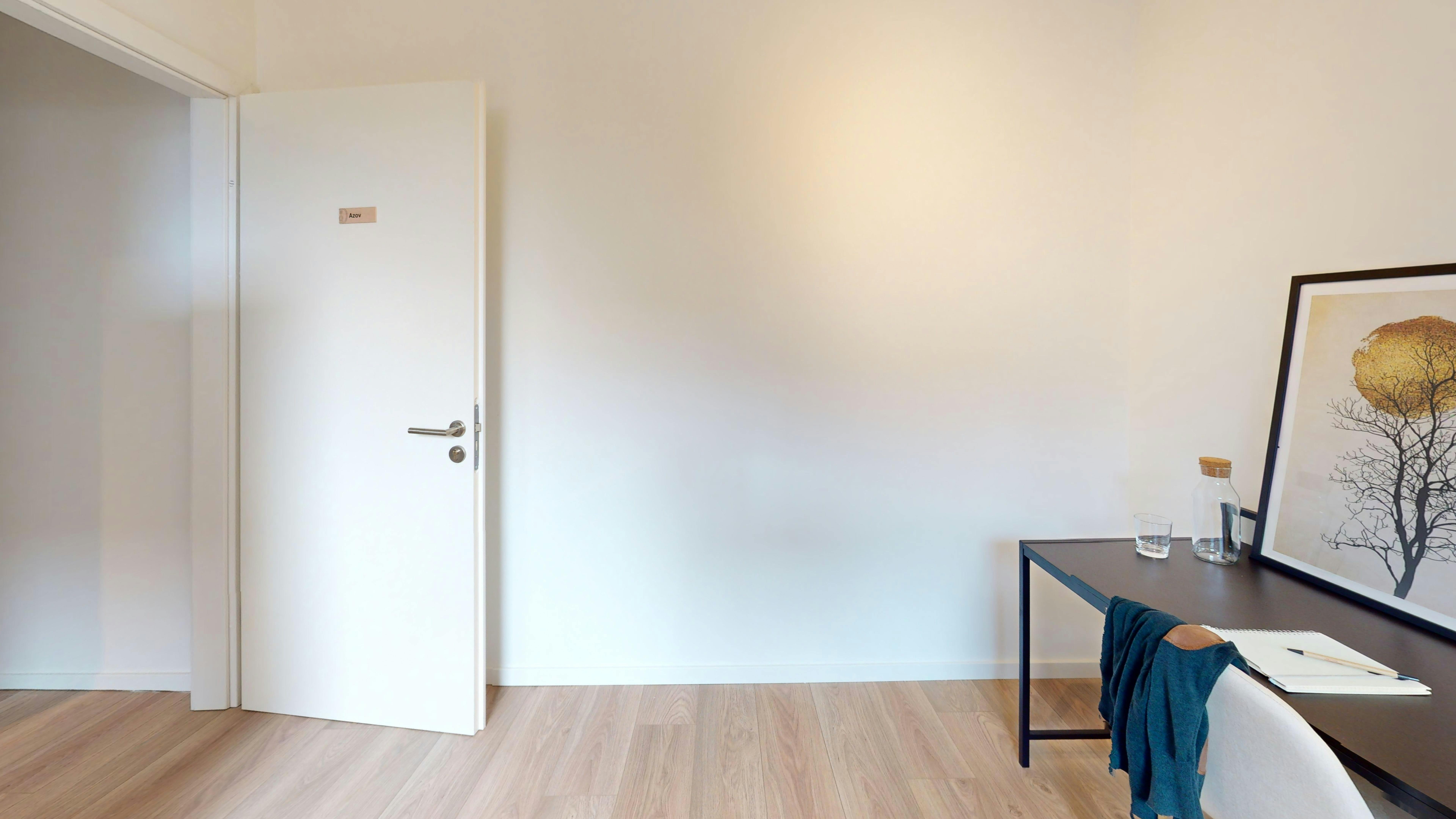 Private room in Rue Hydraulique, Saint-Josse-ten-Noode (1712708) room image 2