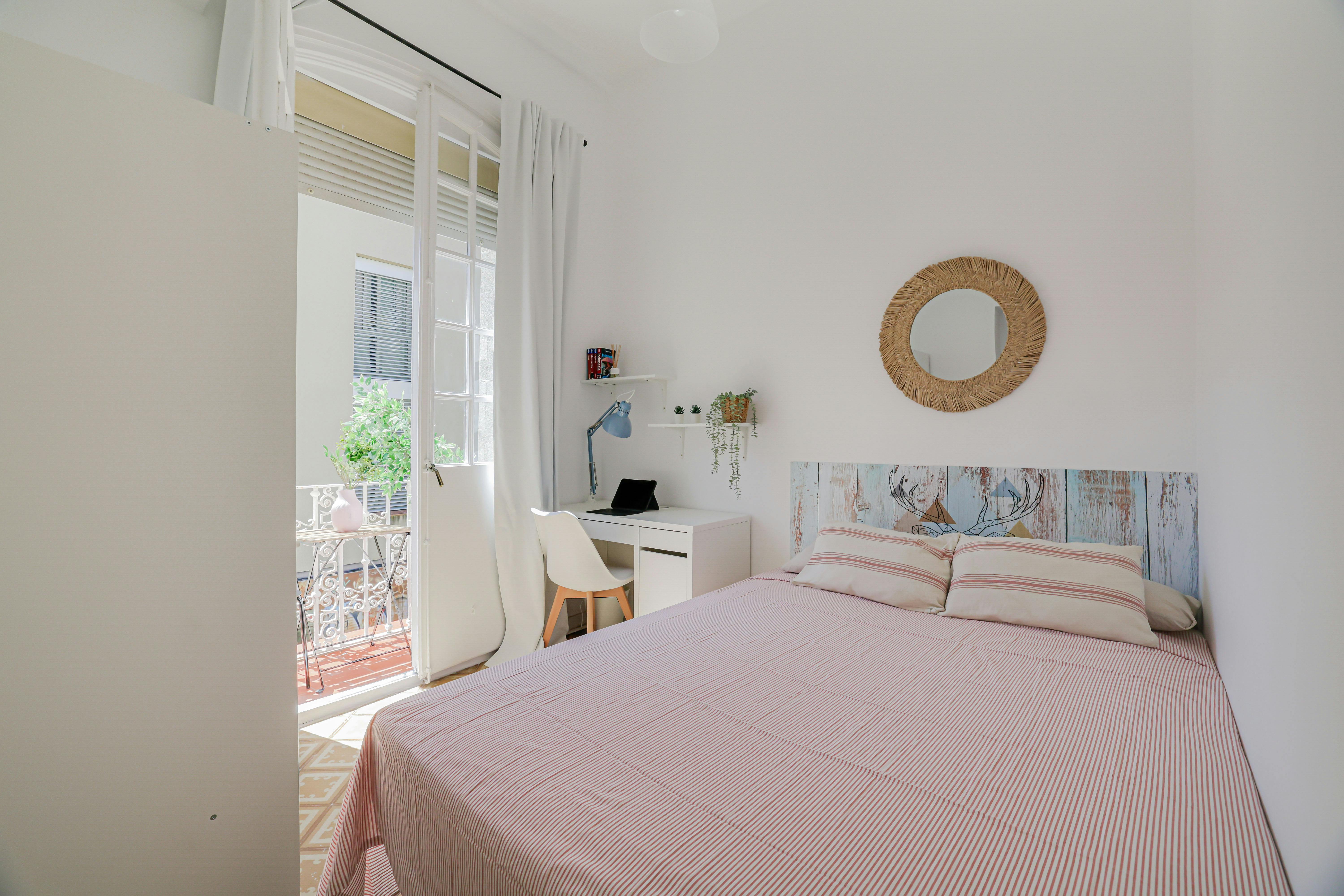 Carrer de l'Encarnació, Barcelona preview