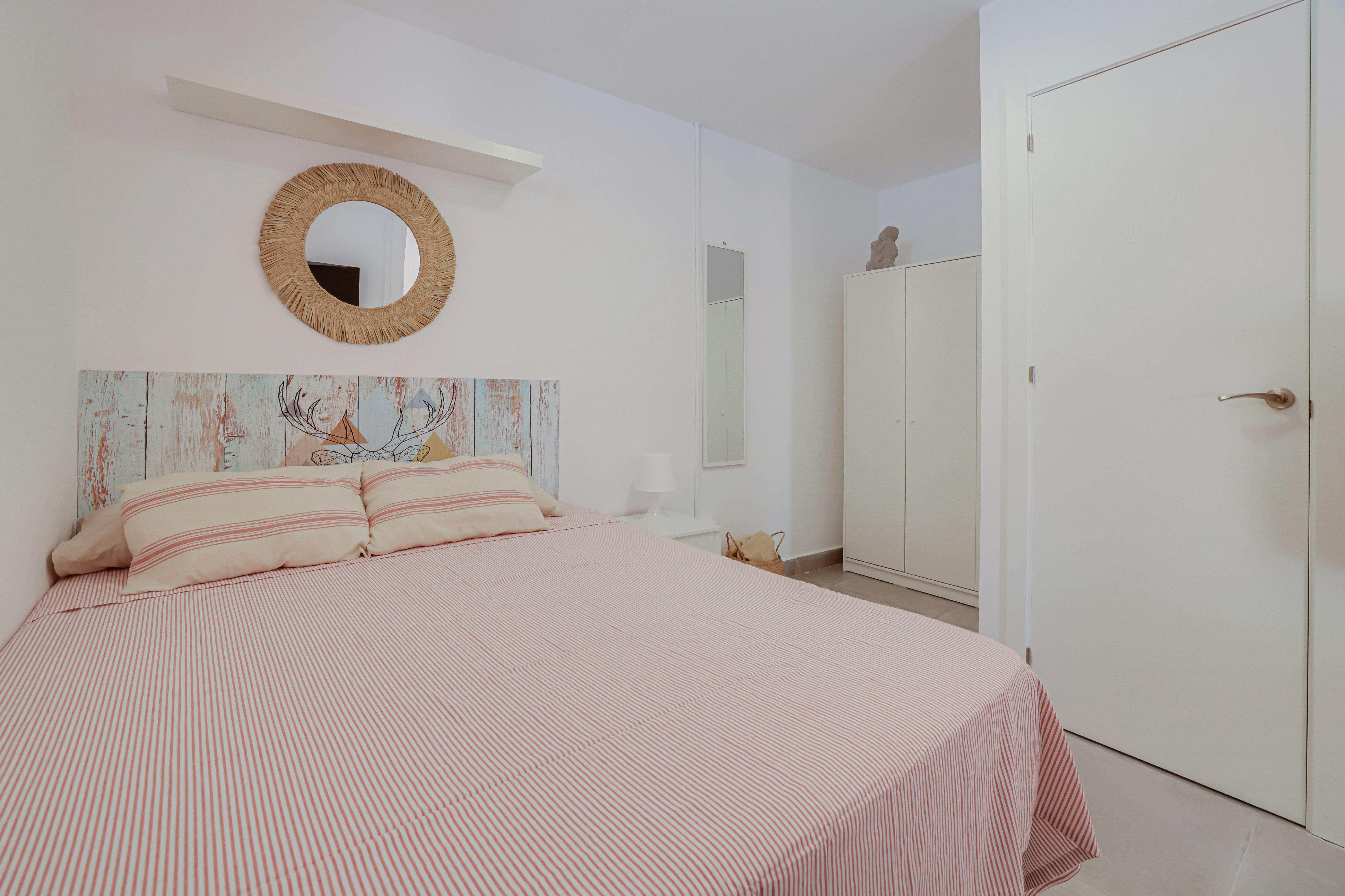 Carrer de l'Encarnació, Barcelona preview