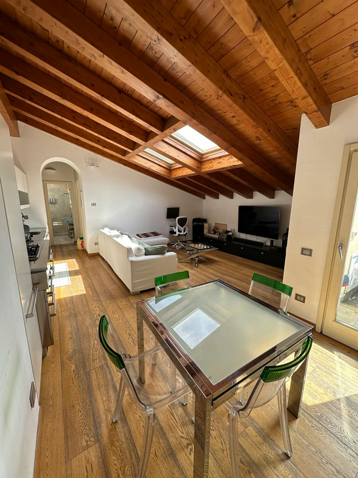 Viale Edoardo Jenner, Milan preview