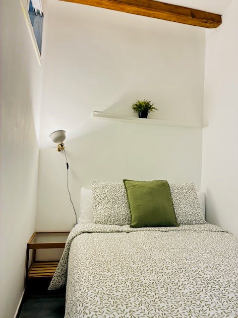 Apartment for rent for €1,540 per month in Barcelona, Carrer de Fernando Poo