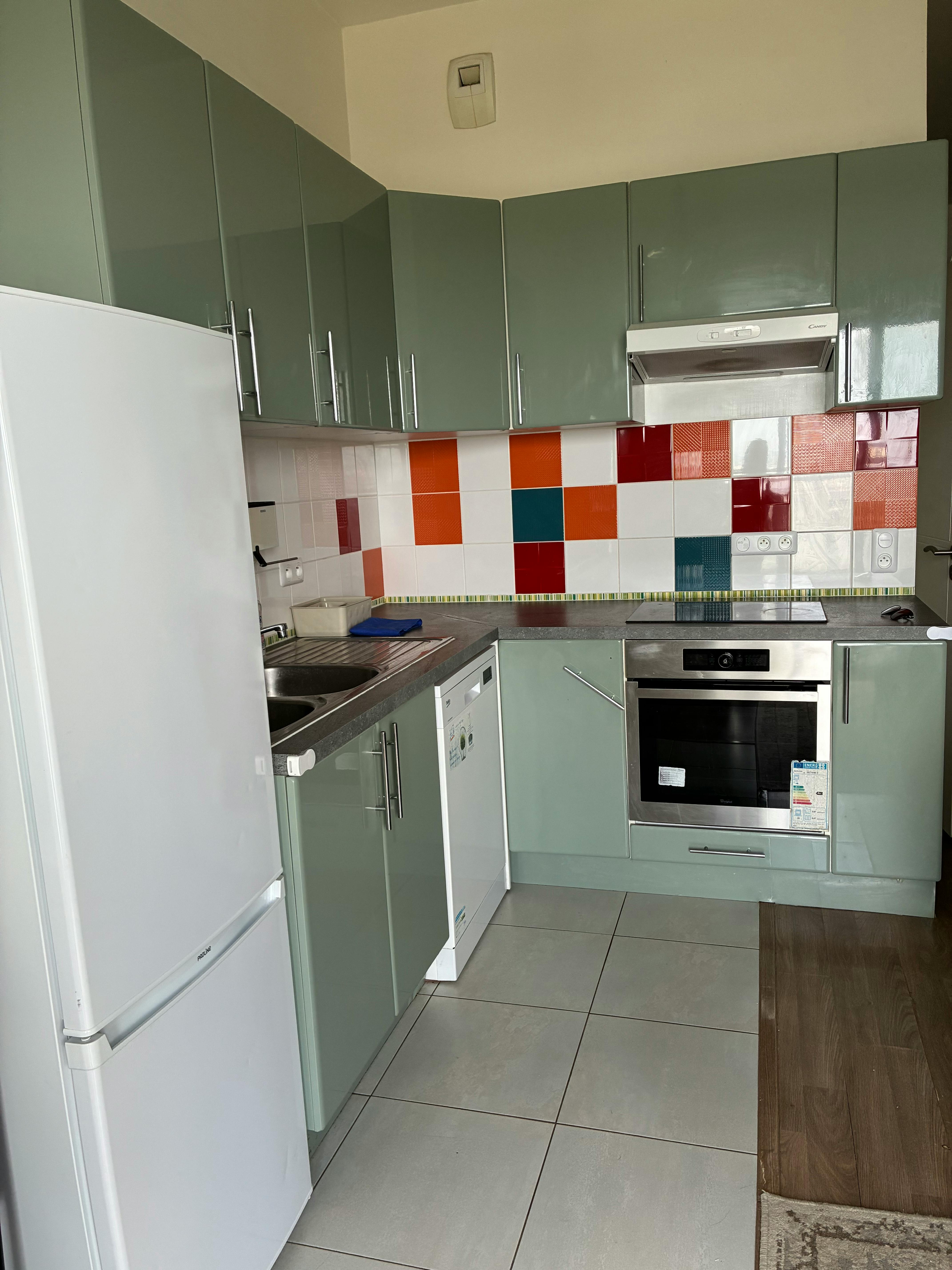 1-Bedroom Apartment in Terrasse Valmy, Puteaux (1712819) ROOM 1