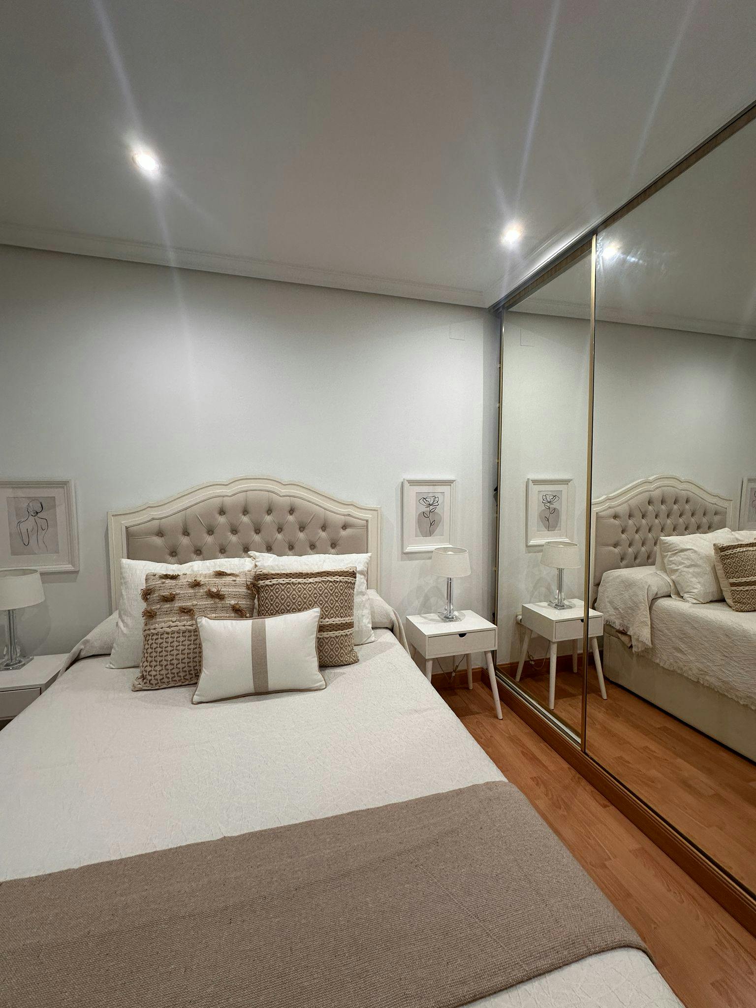 Appartement à louer pour 1 800 €/mois à Madrid, Calle del Robledillo