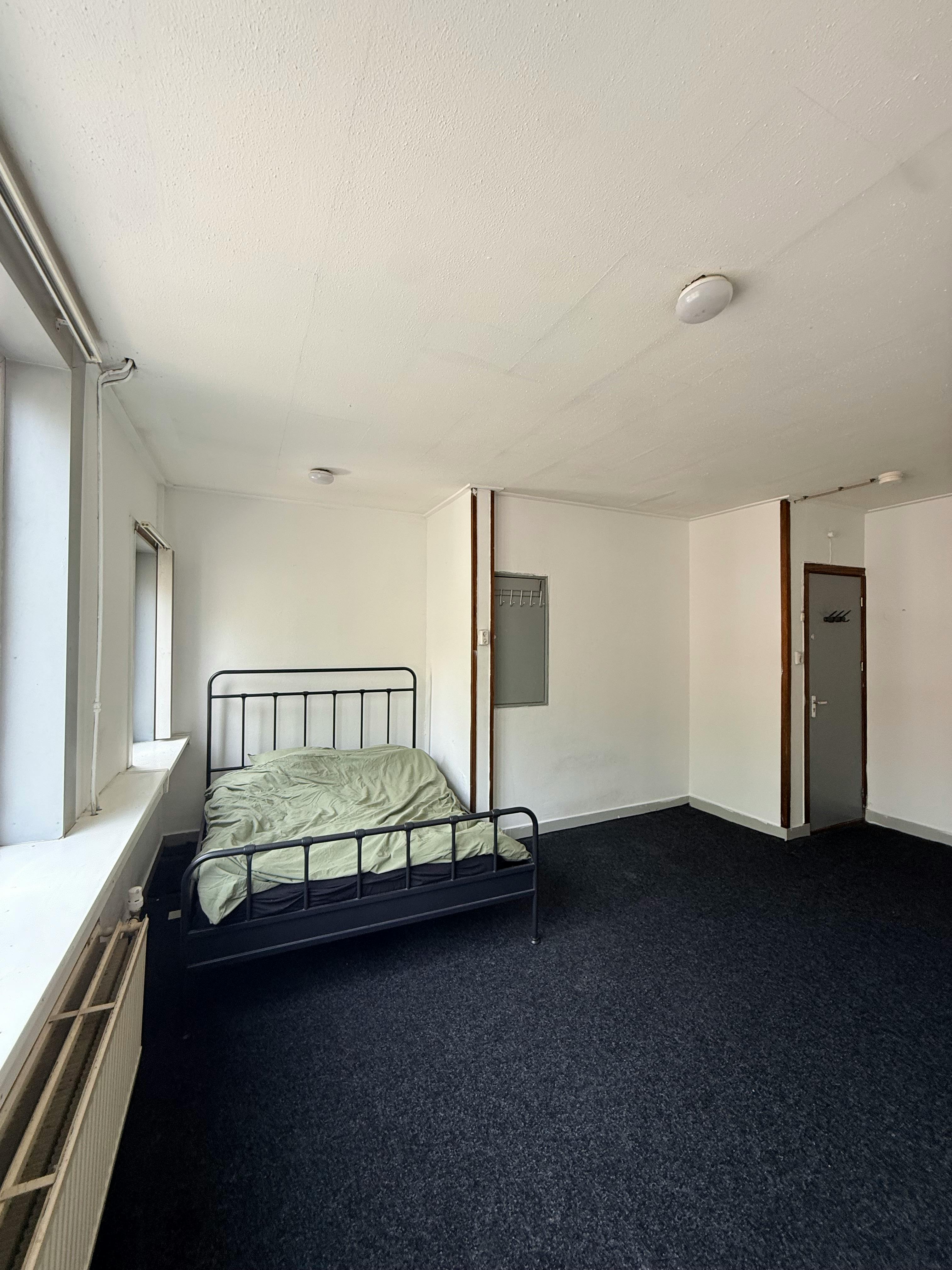 Private room in Strevelsweg, Rotterdam (1713001) room image 2